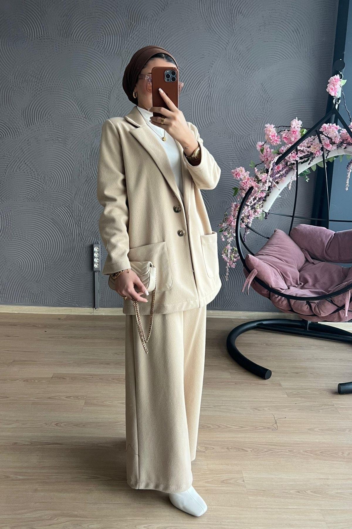 Kaşe Kaban BEJ, Fiyatları TABA Kaşe Kaban-GRİ – Haza Moda | Tesettür Giyim