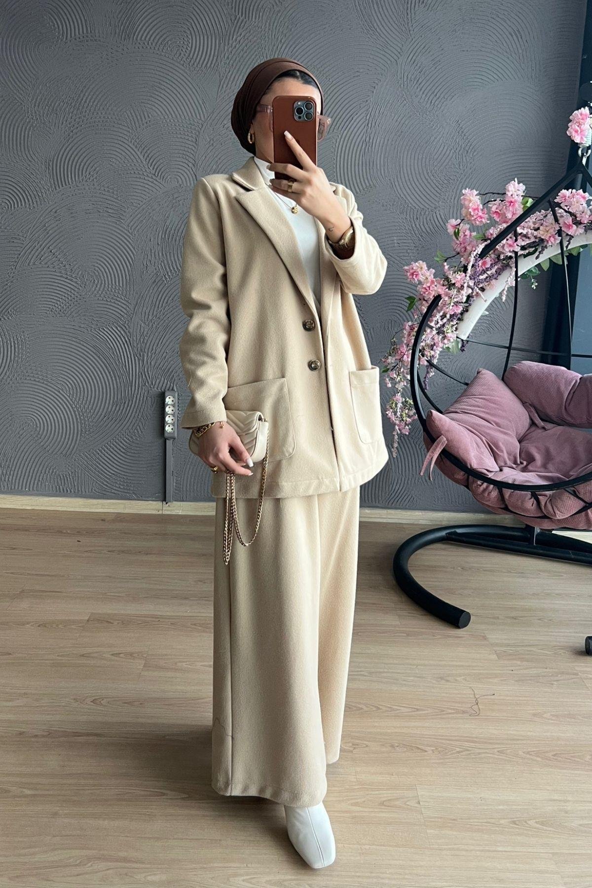 Kaşe Kaban BEJ, Fiyatları TABA Kaşe Kaban-GRİ – Haza Moda | Tesettür Giyim