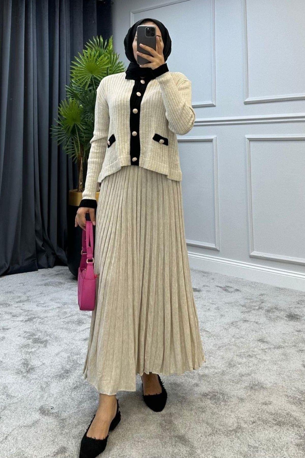 Kayra Triko Etekli Takım Full Bej, Fiyatları Kayra Triko Etekli Takım Full Bej – Haza Moda | Tesettür Giyim