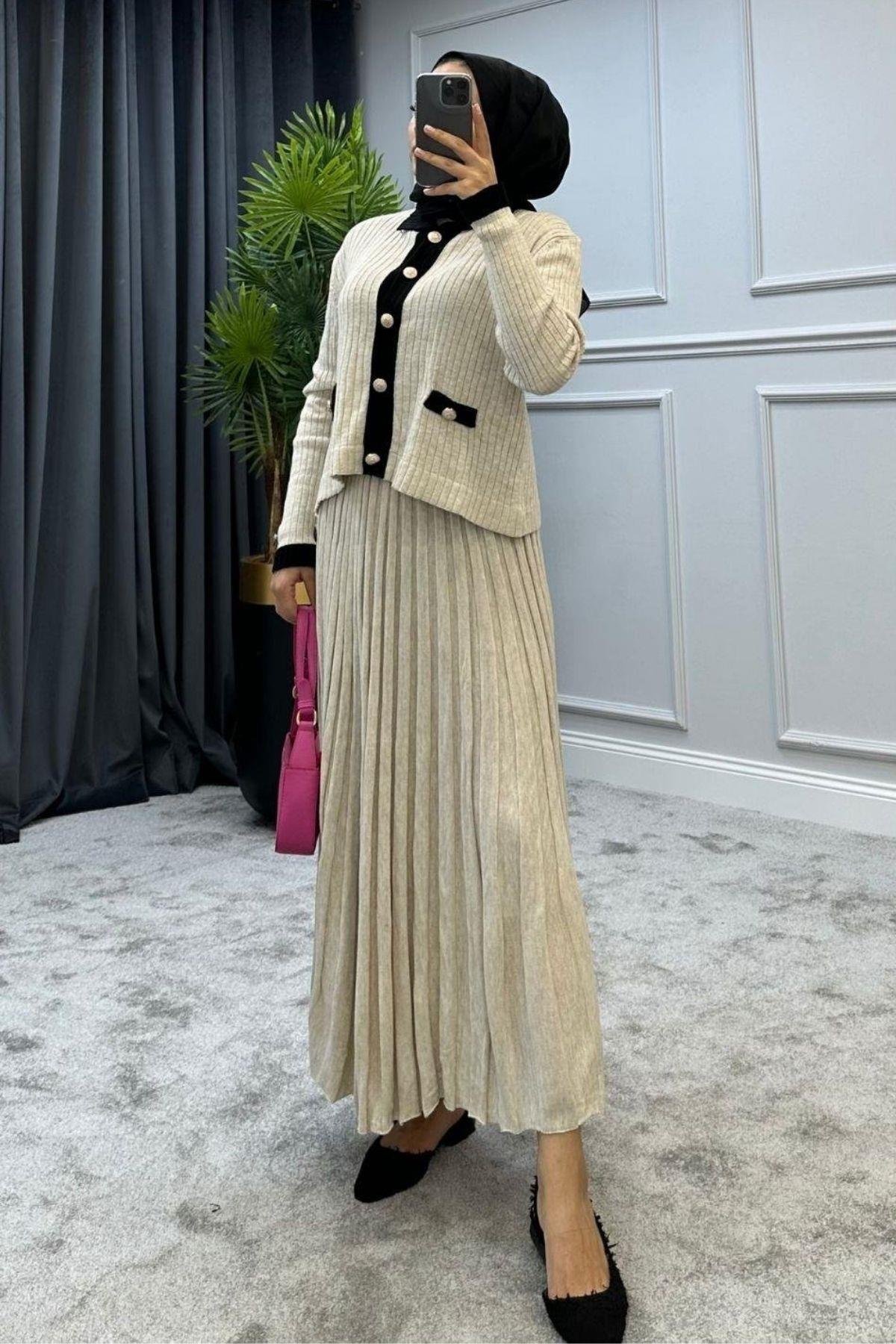 Kayra Triko Etekli Takım Full Bej, Fiyatları Kayra Triko Etekli Takım Full Bej – Haza Moda | Tesettür Giyim