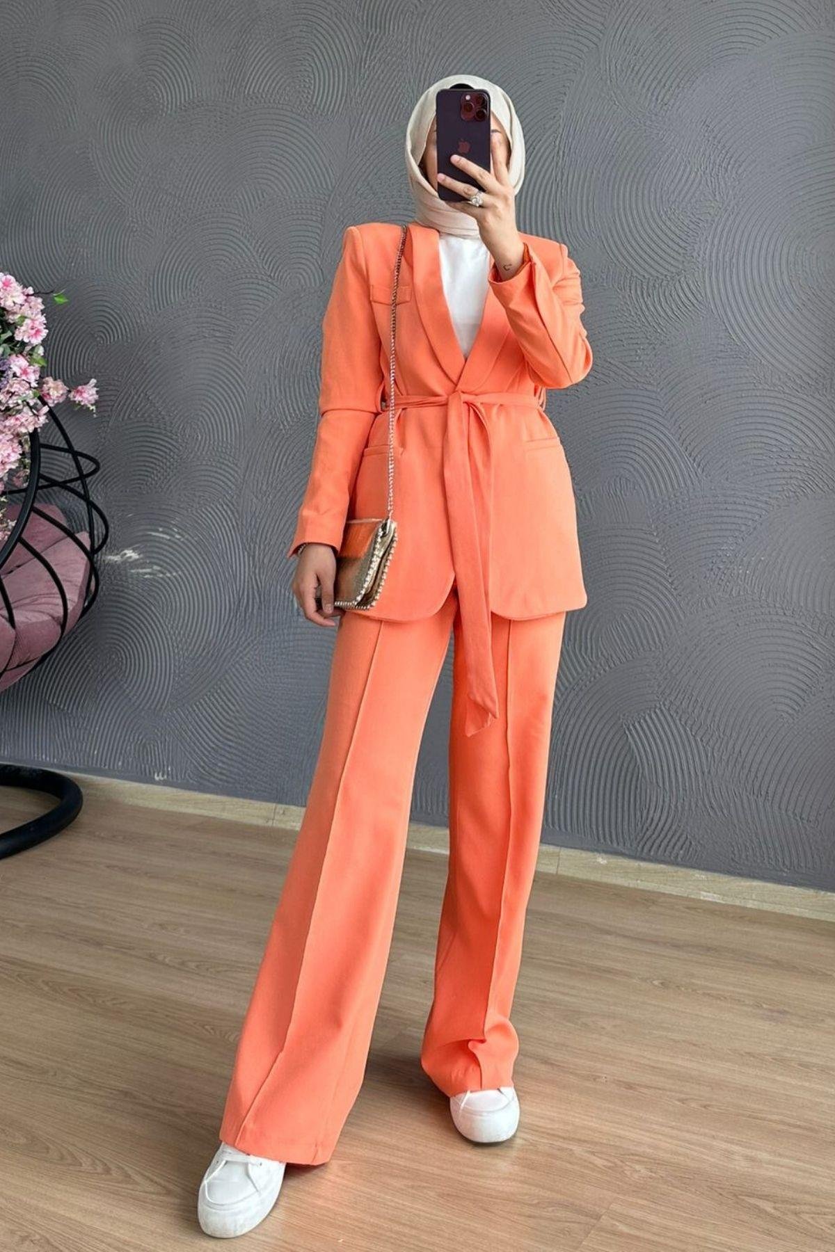 Kemerli Palazzo Takım Somon, Fiyatları Kemerli Palazzo Takım Somon – Haza Moda | Tesettür Giyim