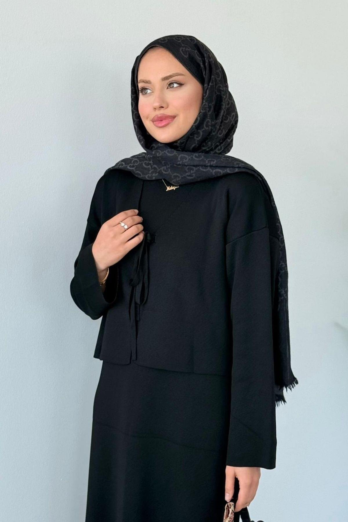 Kuğu Croplu Triko Elbise Siyah, Fiyatları Kuğu Croplu Triko Elbise Siyah- Haza Moda