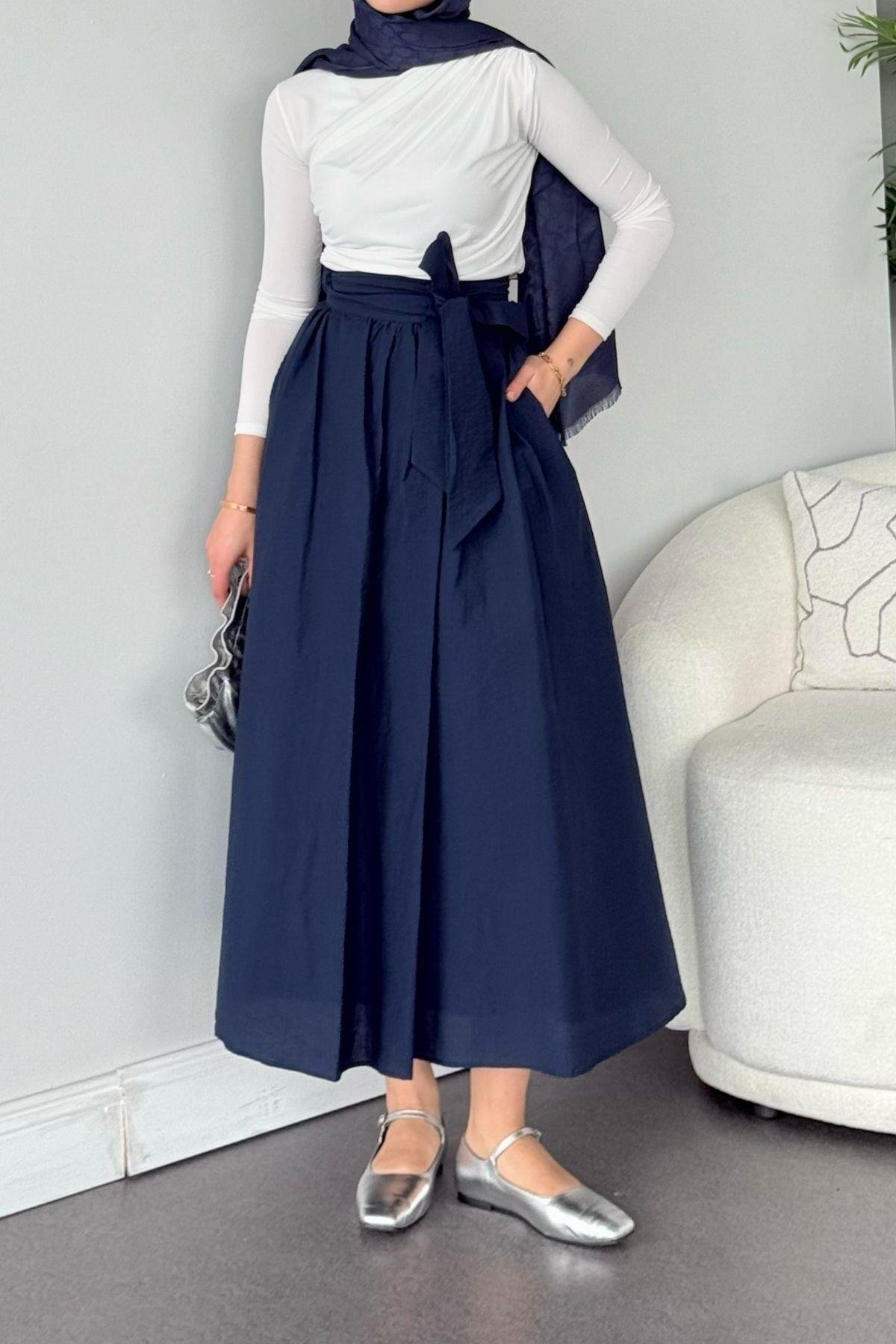 Kurdeleli Etek Lacivert, Fiyatları 