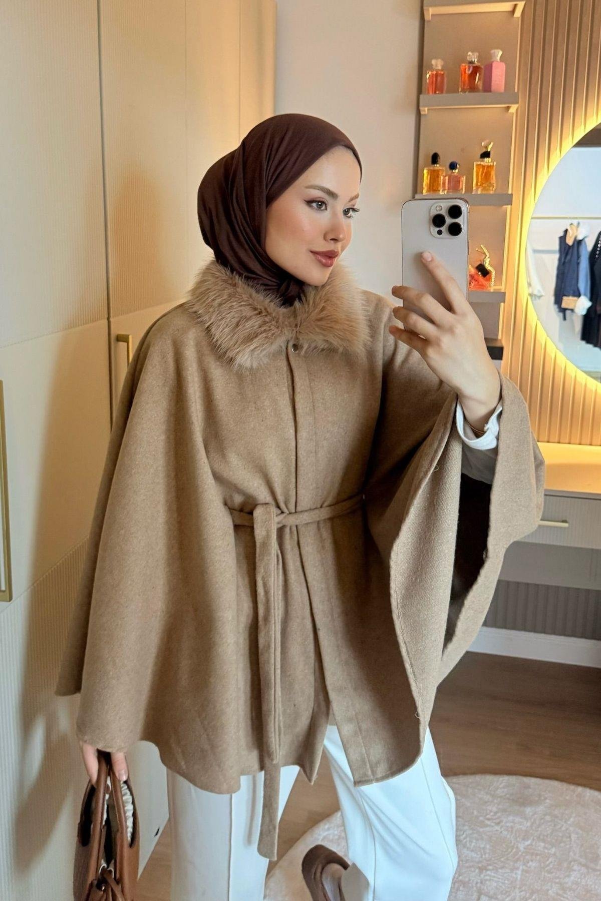 Kürk Yaka Panço Camel, Fiyatları Kürk Yaka Panço Camel- Haza Moda 