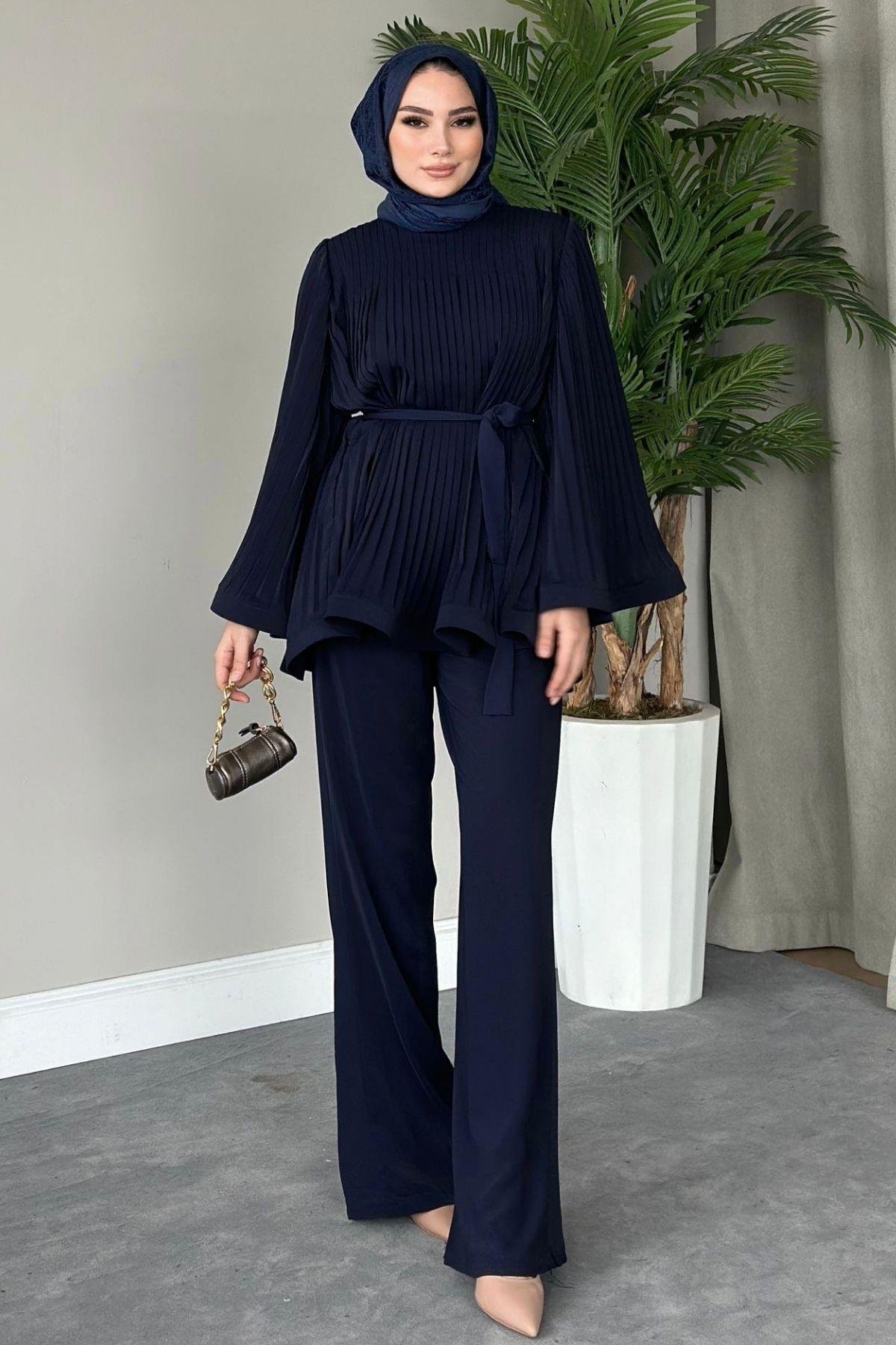 Larissa Takım Lacivert, Fiyatları 