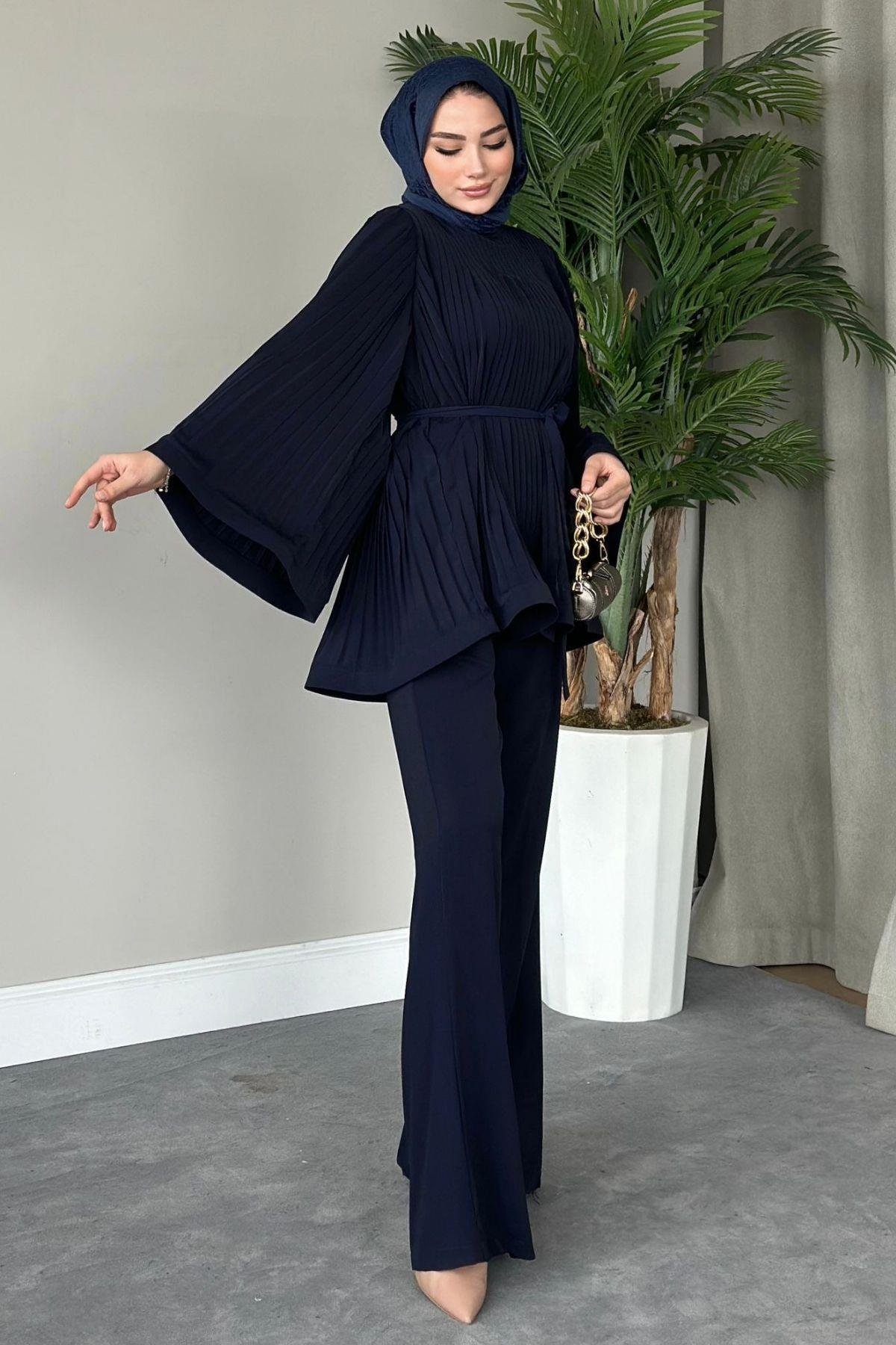 Larissa Takım Lacivert, Fiyatları 