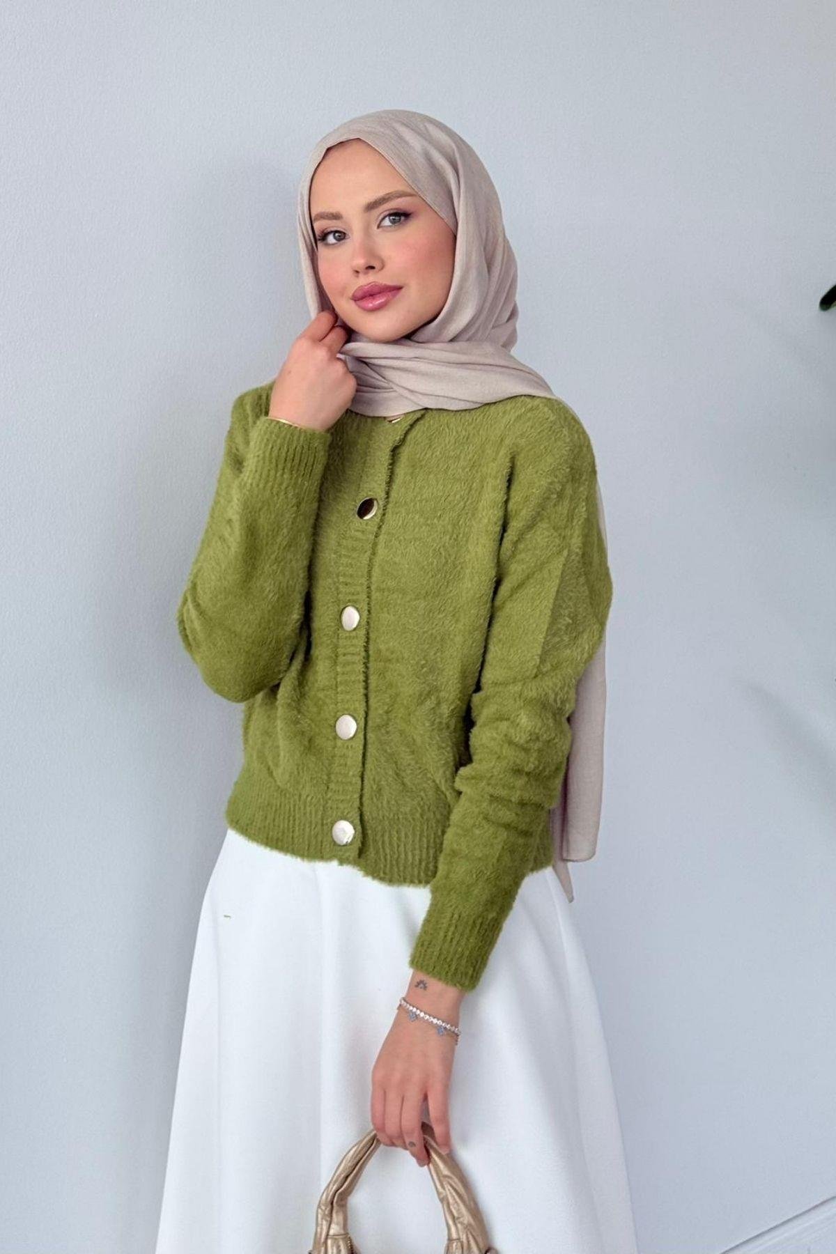 Lavinya Düğmeli Hırka Yağ Yeşili, Fiyatları Lavinya Düğmeli Hırka Yağ YeşiliHaza Moda 