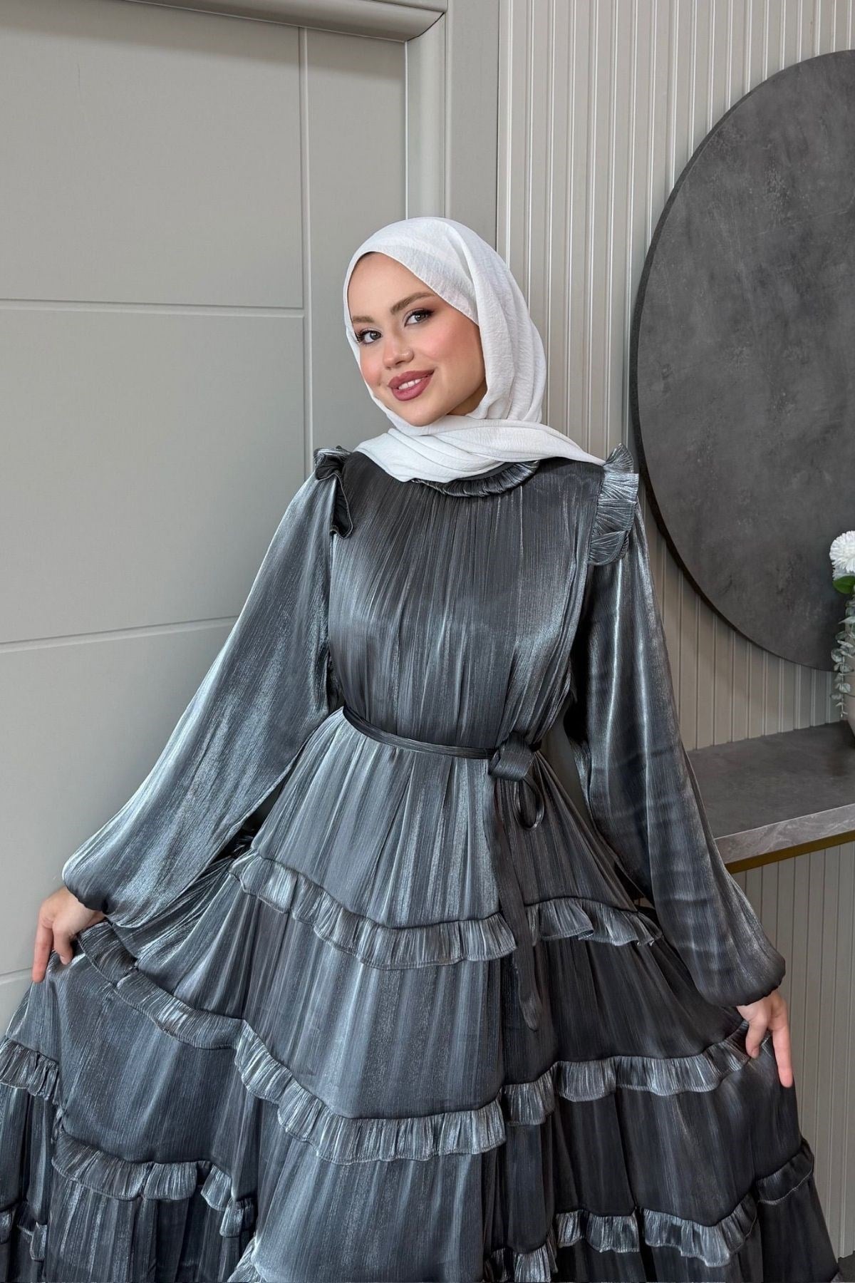 Liyana Katlı Elbise Füme, Fiyatları 