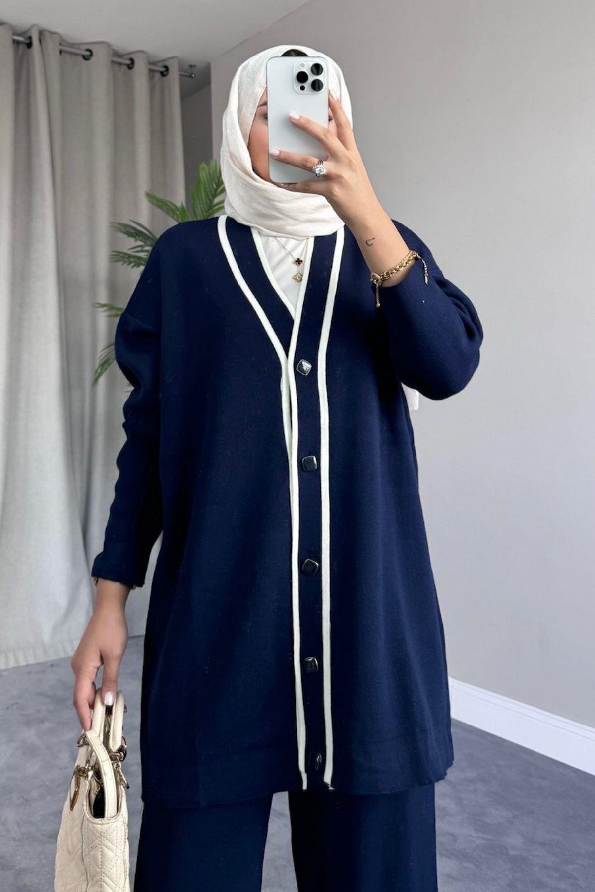 Lizza Triko Takım Lacivert, Fiyatları Lizza Triko Takım Lacivert – Haza Moda | Tesettür Giyim