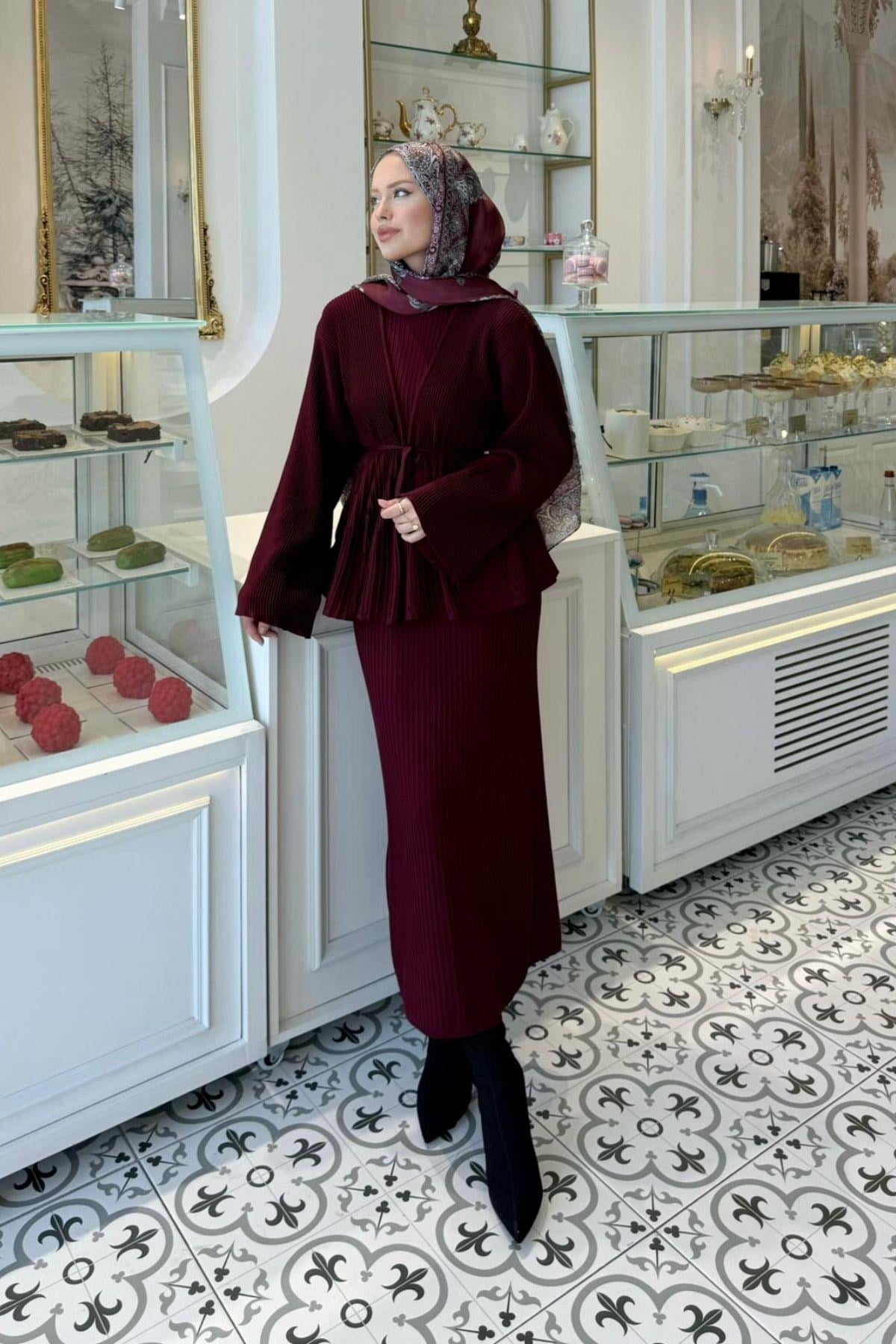 Medusa Jileli Elbise Bordo, Fiyatları Medusa Jileli Elbise Bordo- Haza Moda