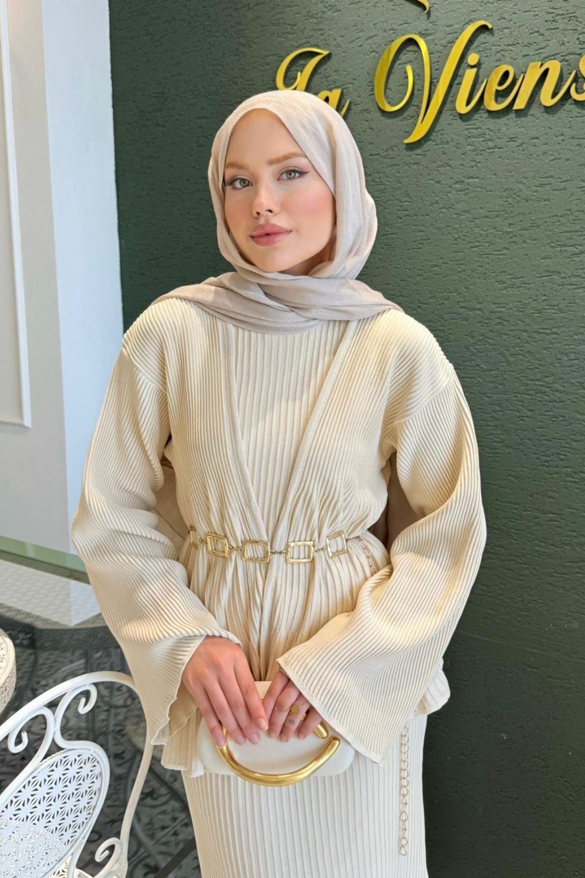 Medusa Jileli Elbise Krem, Fiyatları Medusa Jileli Elbise Krem- Haza Moda