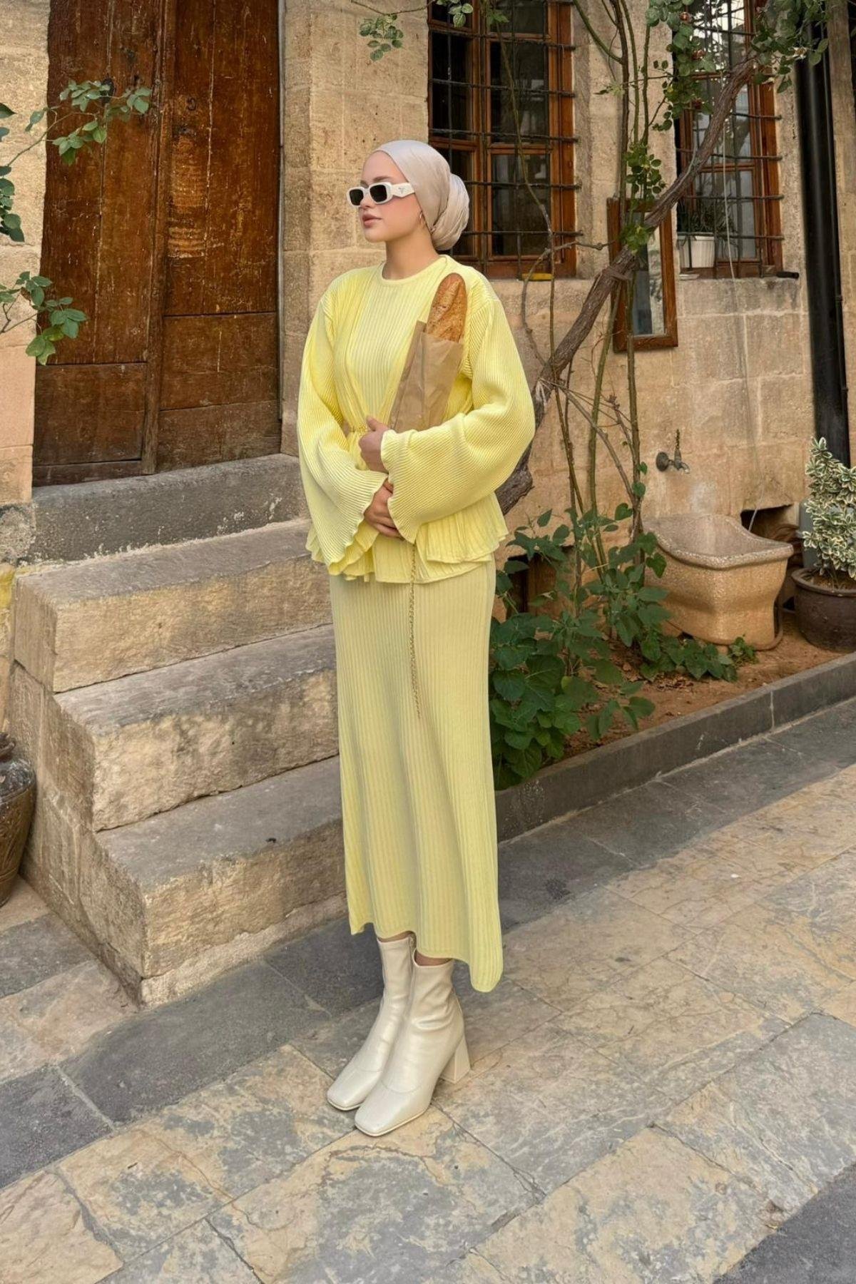 Medusa Jileli Elbise Sarı, Fiyatları Medusa Jileli Elbise Sarı- Haza Moda