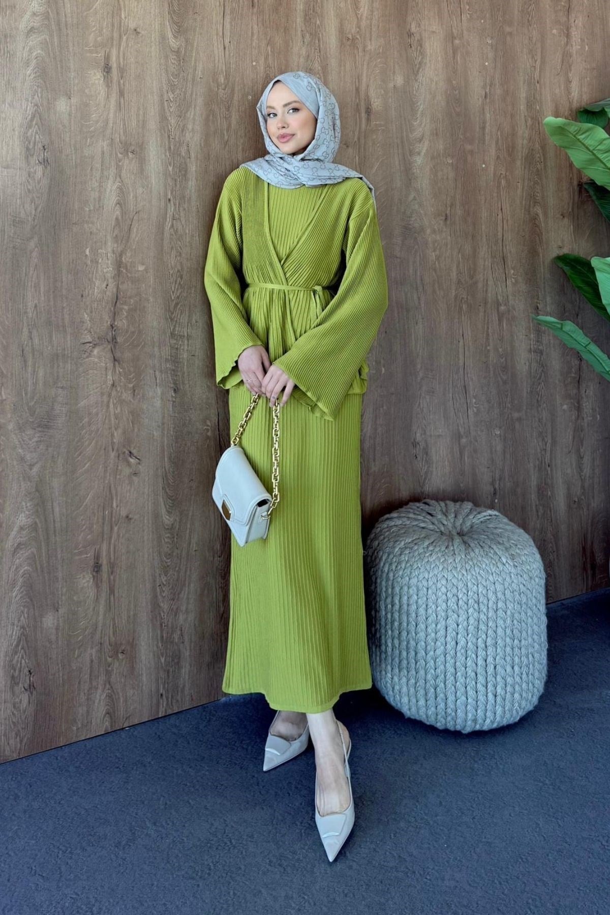 Medusa Jileli Elbise Yağ Yeşili, Fiyatları Medusa Jileli Elbise  Yağ Yeşili - Haza Moda
