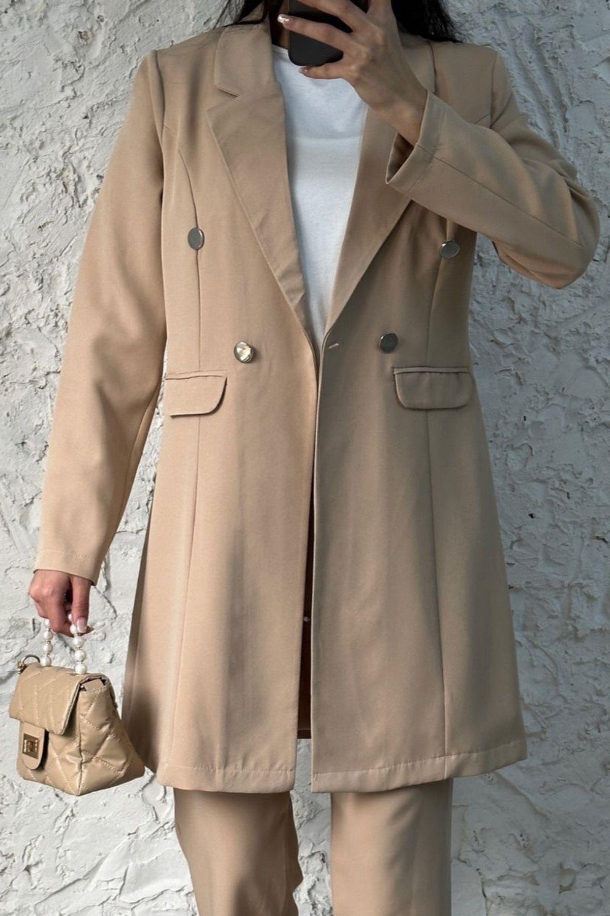 Metal Düğmeli Ceketli Takım Bej, Fiyatları 