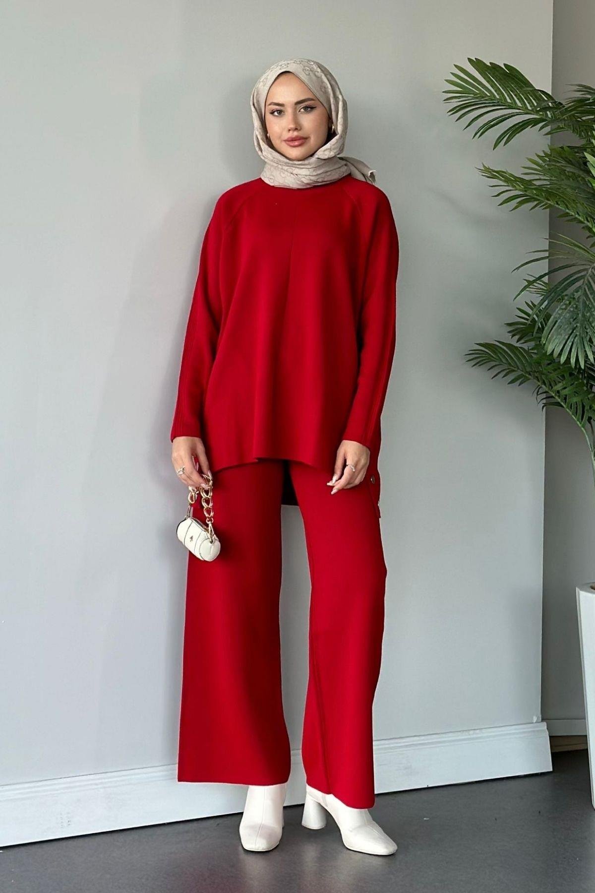 Metal Düğmeli Triko Takım Bordo, Fiyatları Haza Moda | Tesettür Giyim | Metal Düğmeli Triko Takım Bordo