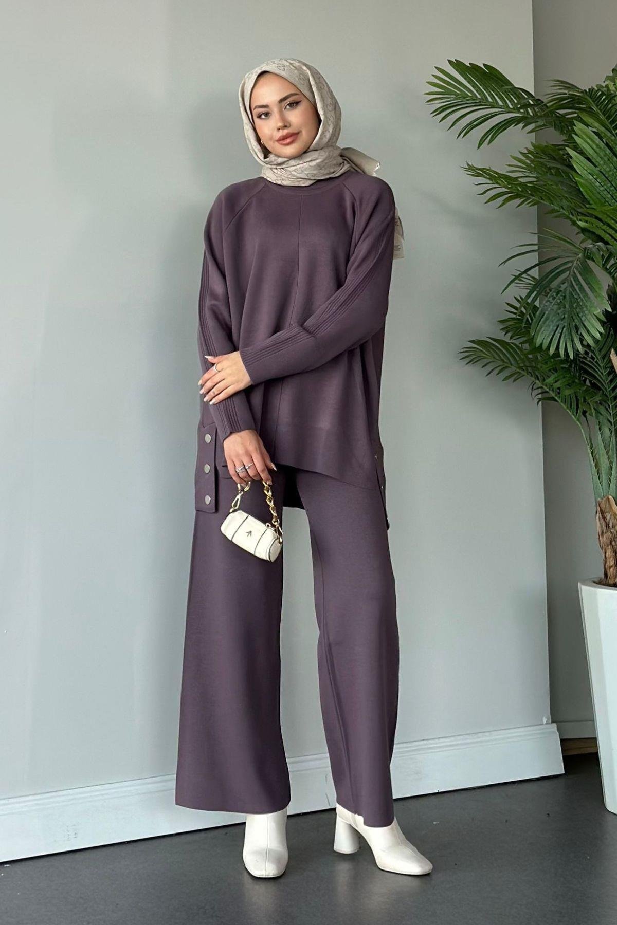 Metal Düğmeli Triko Takım Fuşya, Fiyatları Haza Moda | Tesettür Giyim | Metal Düğmeli Triko Takım Fuşya