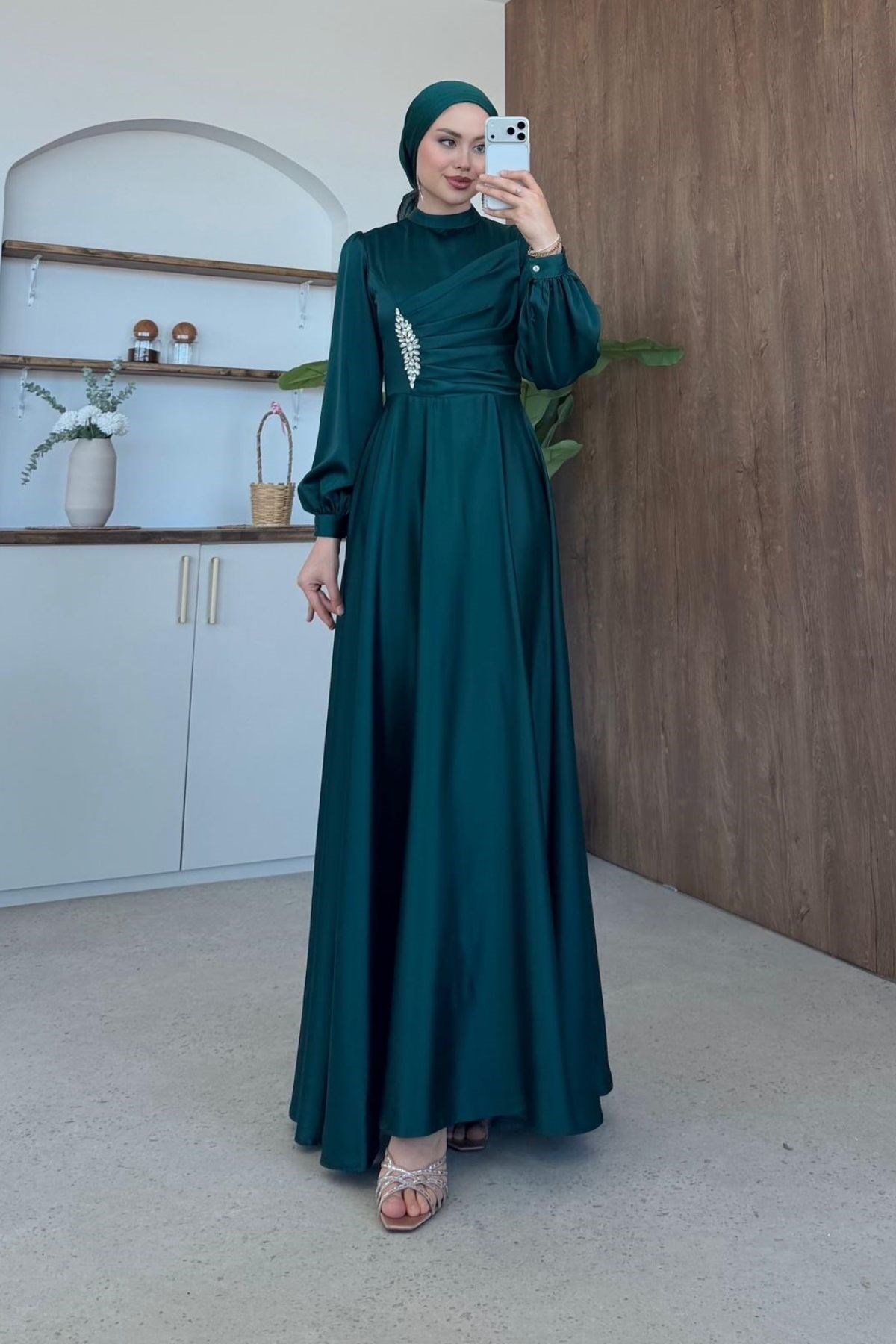 Mihrimah Saten Abiye Zümrüt, Fiyatları 