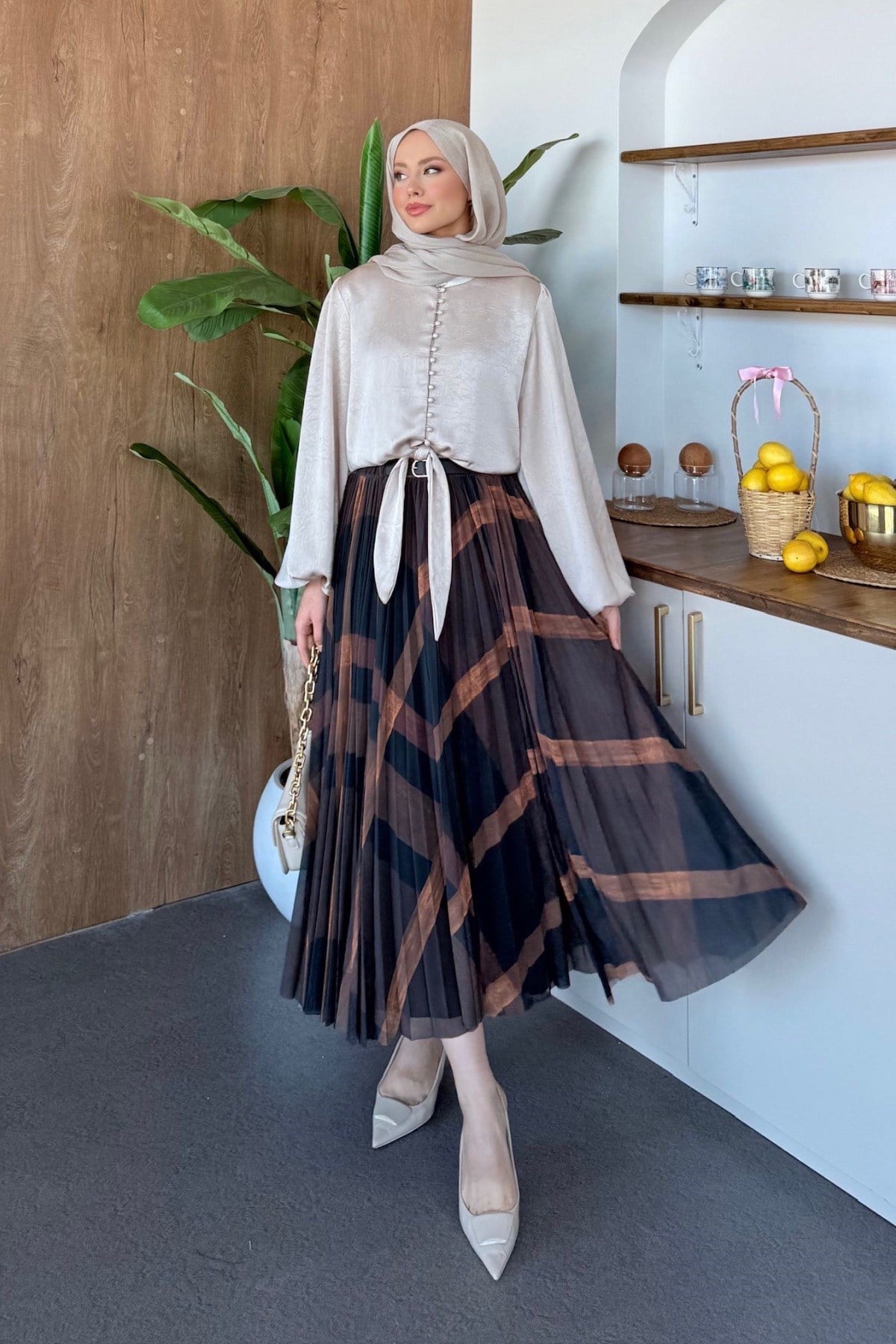 Modern Desenli Piliseli Etek Siyah, Fiyatları 