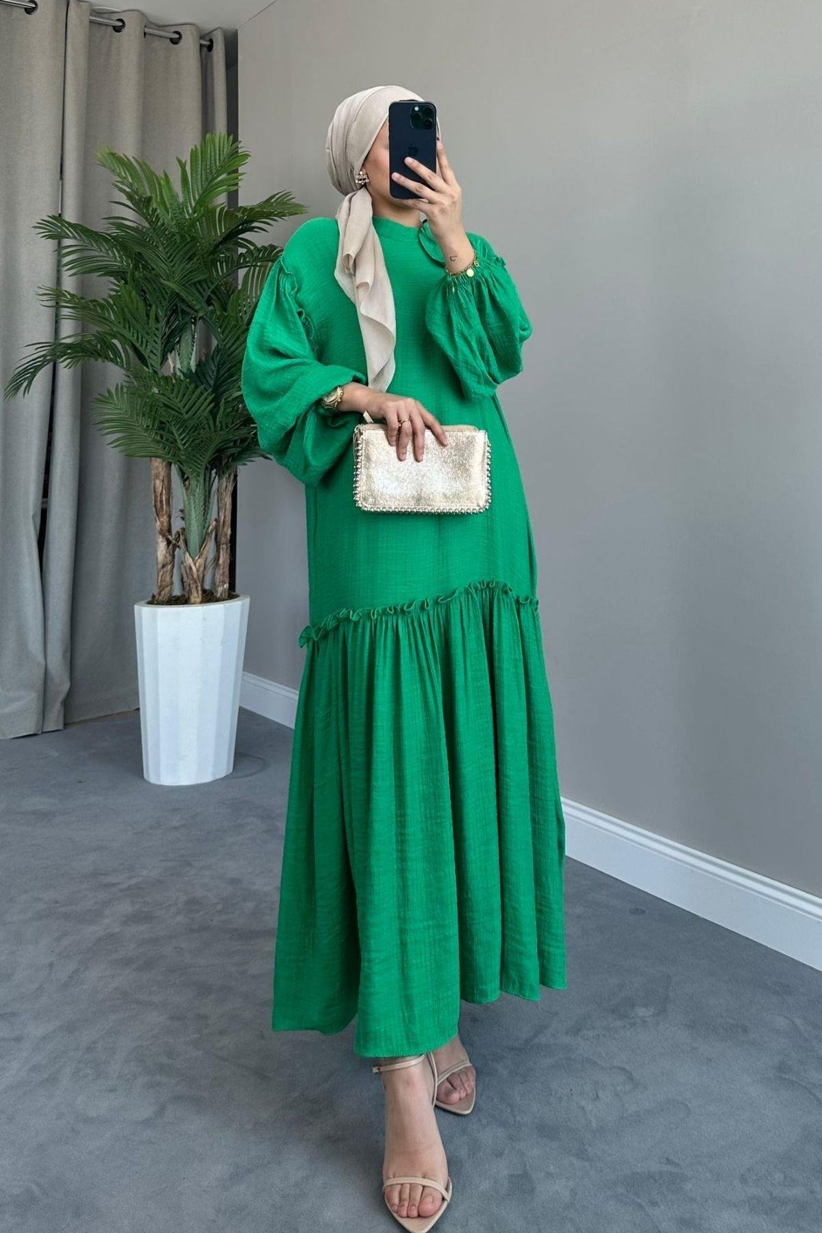 Monika Elbise Benetton, Fiyatları 