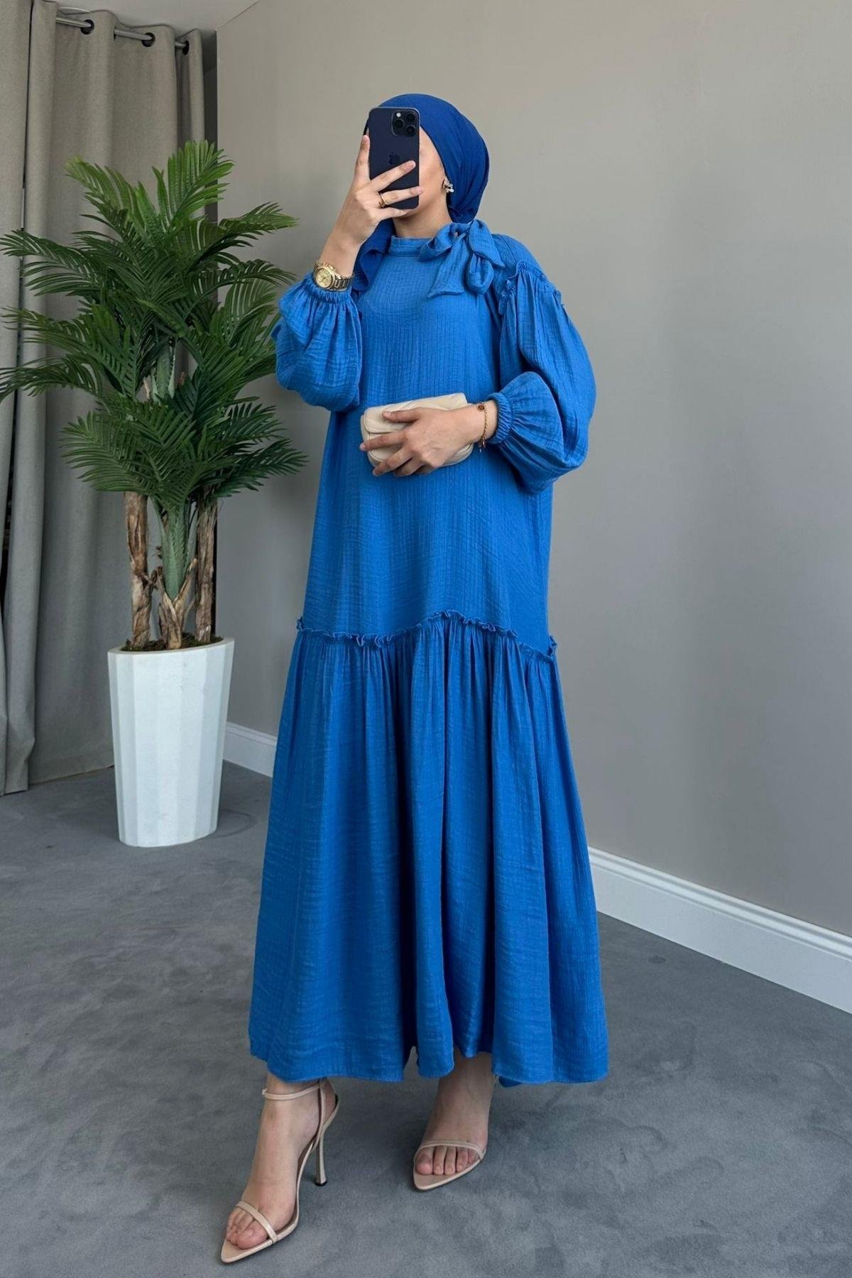 Monika Elbise Saks, Fiyatları 