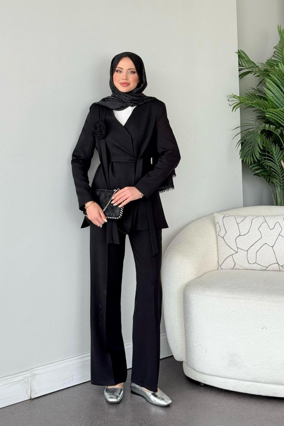 Nudes Güllü Takım Siyah, Fiyatları Nudes Güllü Takım Siyah - Haza Moda 