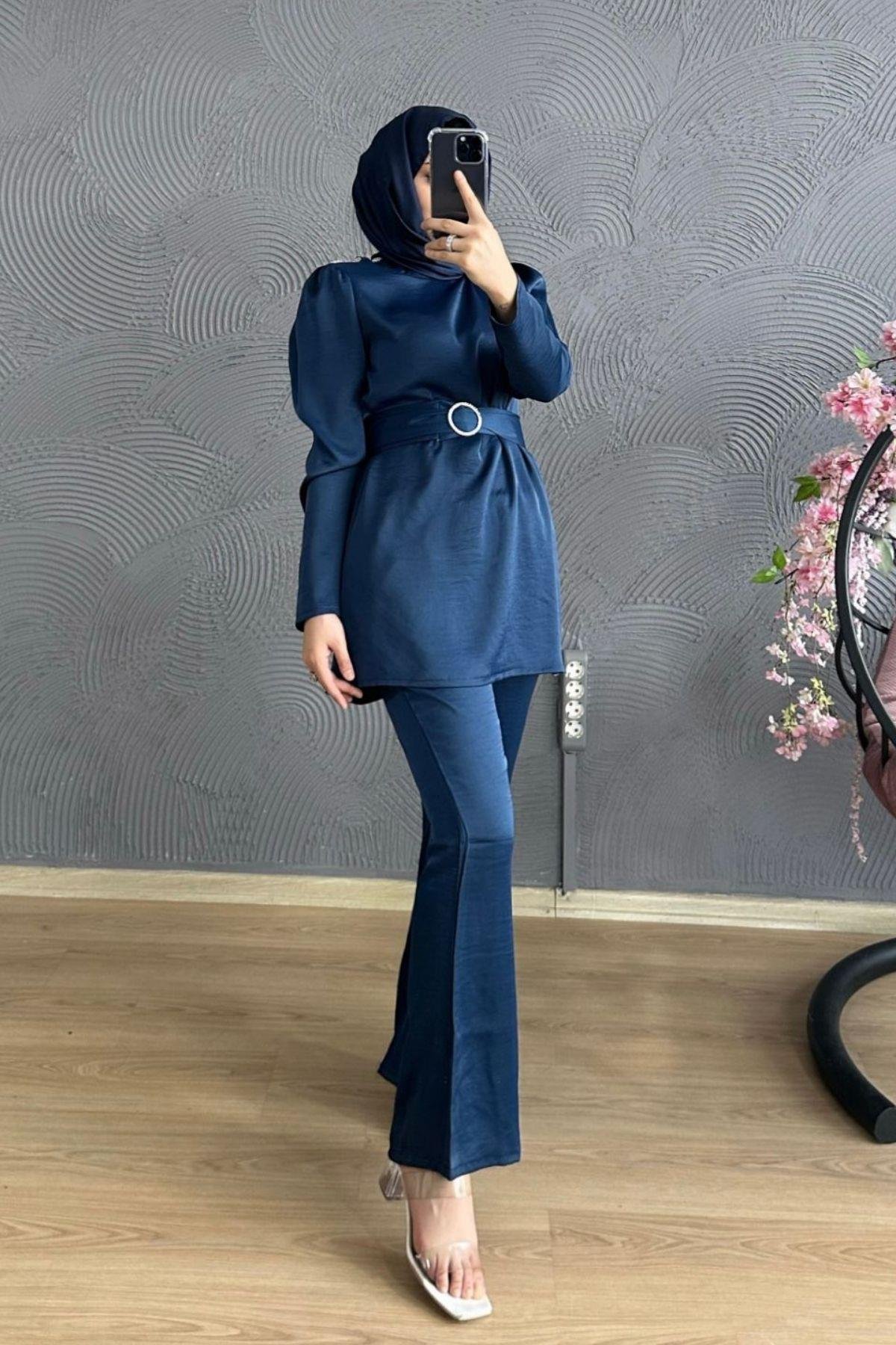 Omuzu Taşlı Saten Takım LACİVERT, Fiyatları Milena Takım KAHVE – Haza Moda | Tesettür Giyim