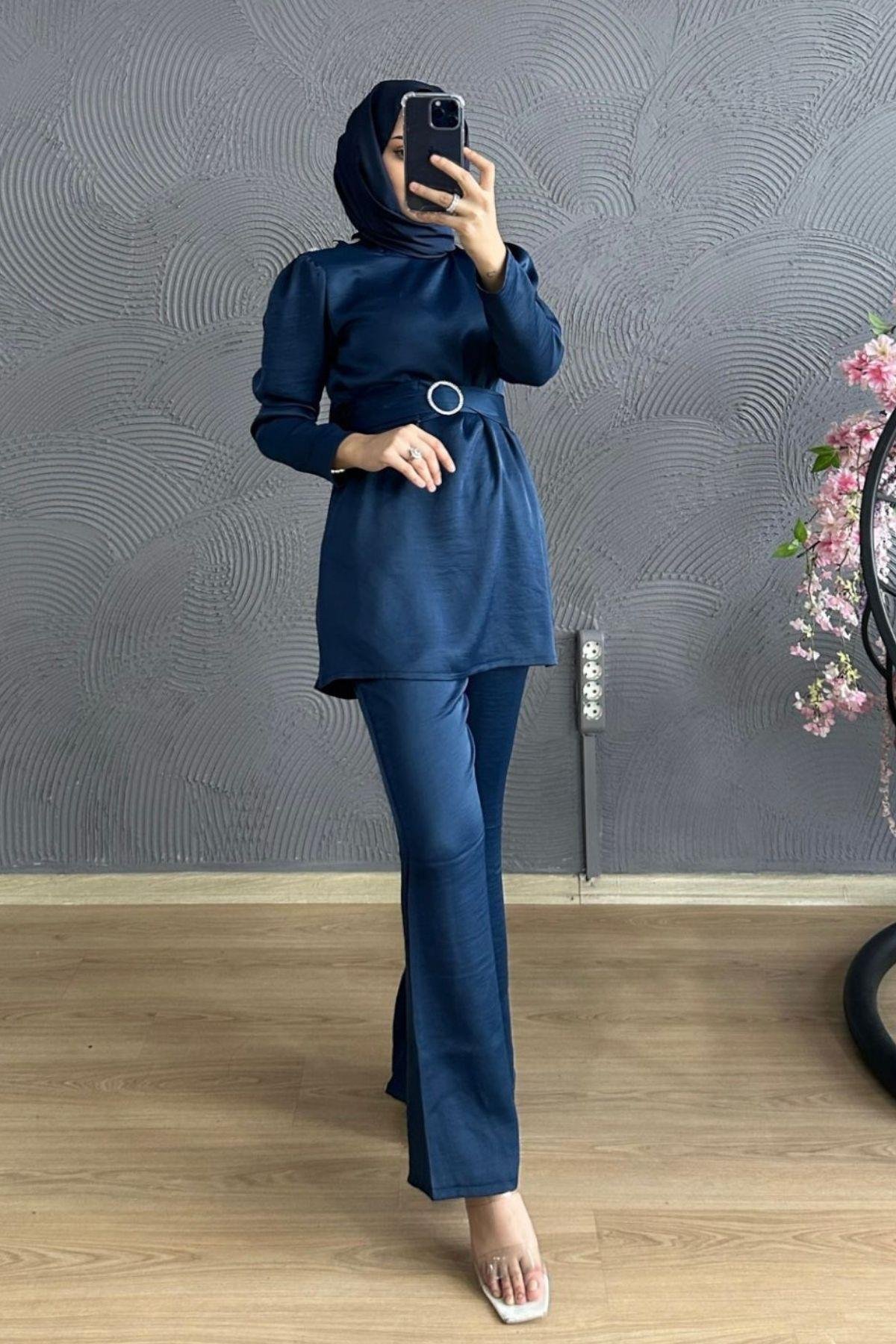 Omuzu Taşlı Saten Takım LACİVERT, Fiyatları Milena Takım KAHVE – Haza Moda | Tesettür Giyim