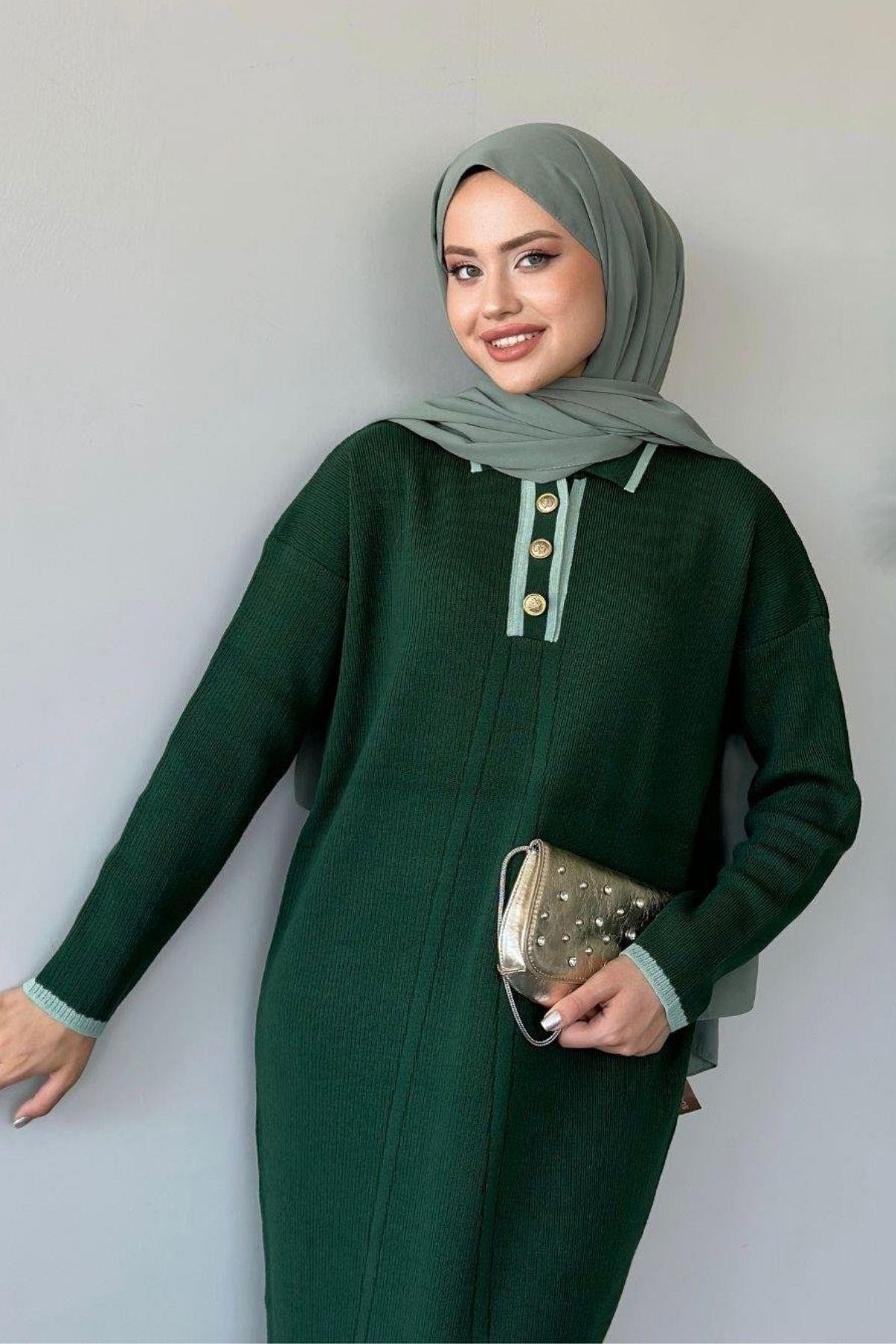 Önü Düğmeli Triko Elbise Zümrüt, Fiyatları Haza Moda | Tesettür Giyim | Önü Düğmeli Triko Elbise Zümrüt