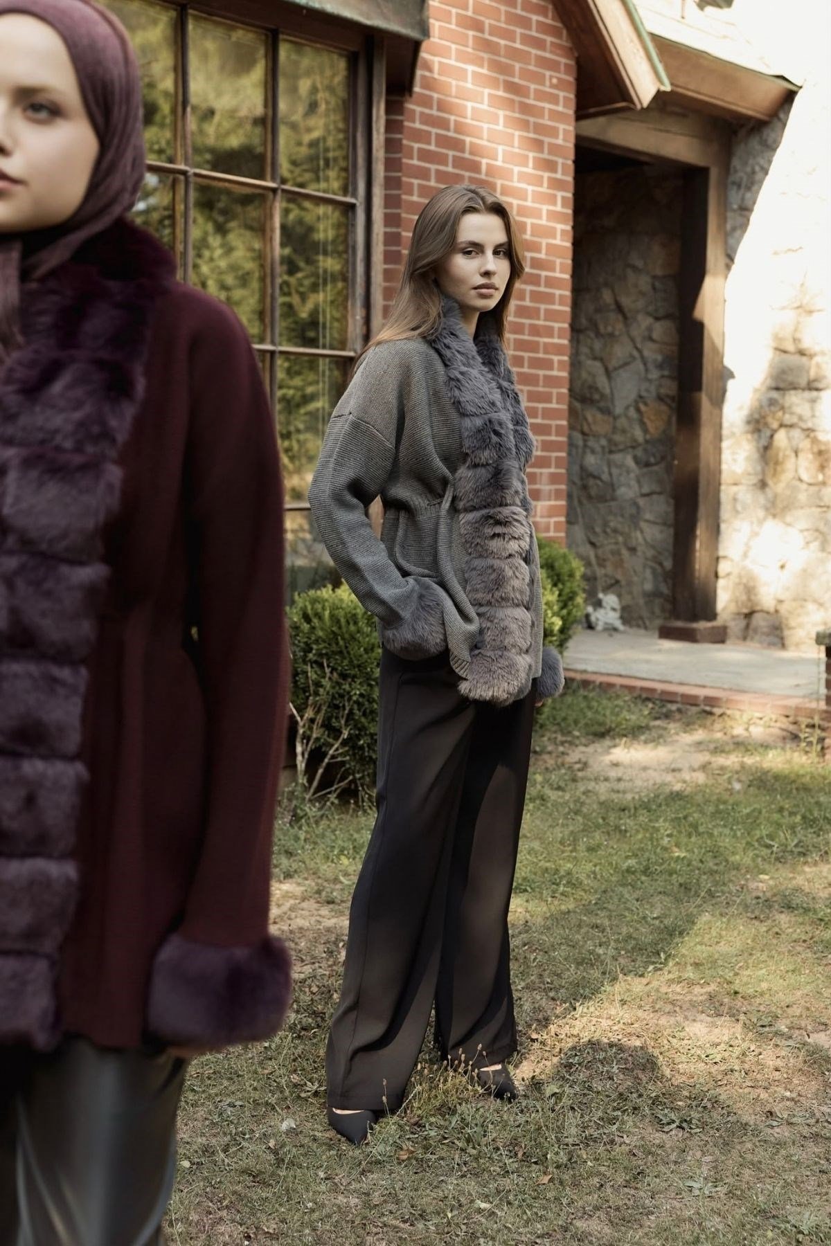 Peluş Detay Lüx Hırka Mürdüm, Fiyatları Peluş Detay Lüx Hırka Mürdüm | Haza Moda