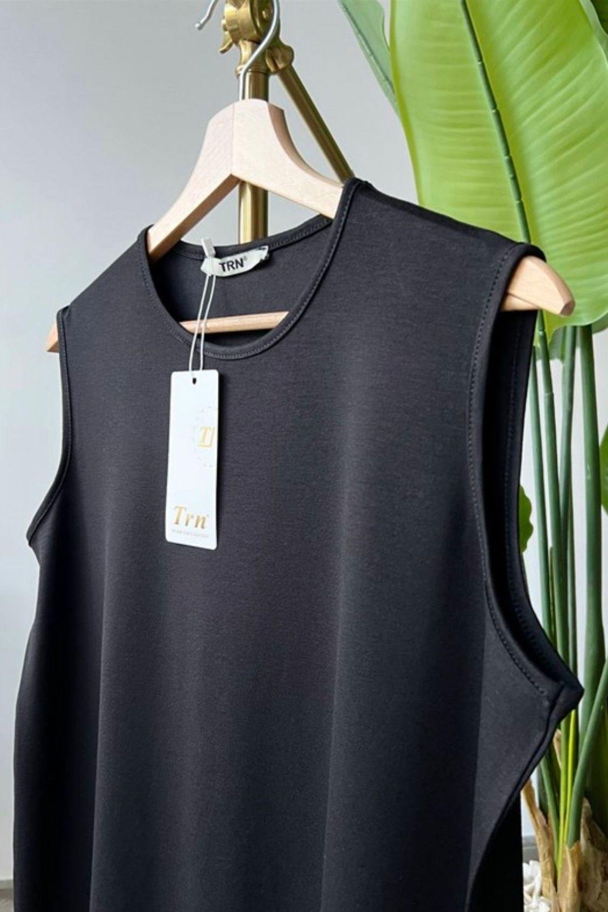 Piliseli İçlik-SİYAH, Fiyatları Sıfır Kol İçlik Düz BEYAZ – Haza Moda | Tesettür Giyim