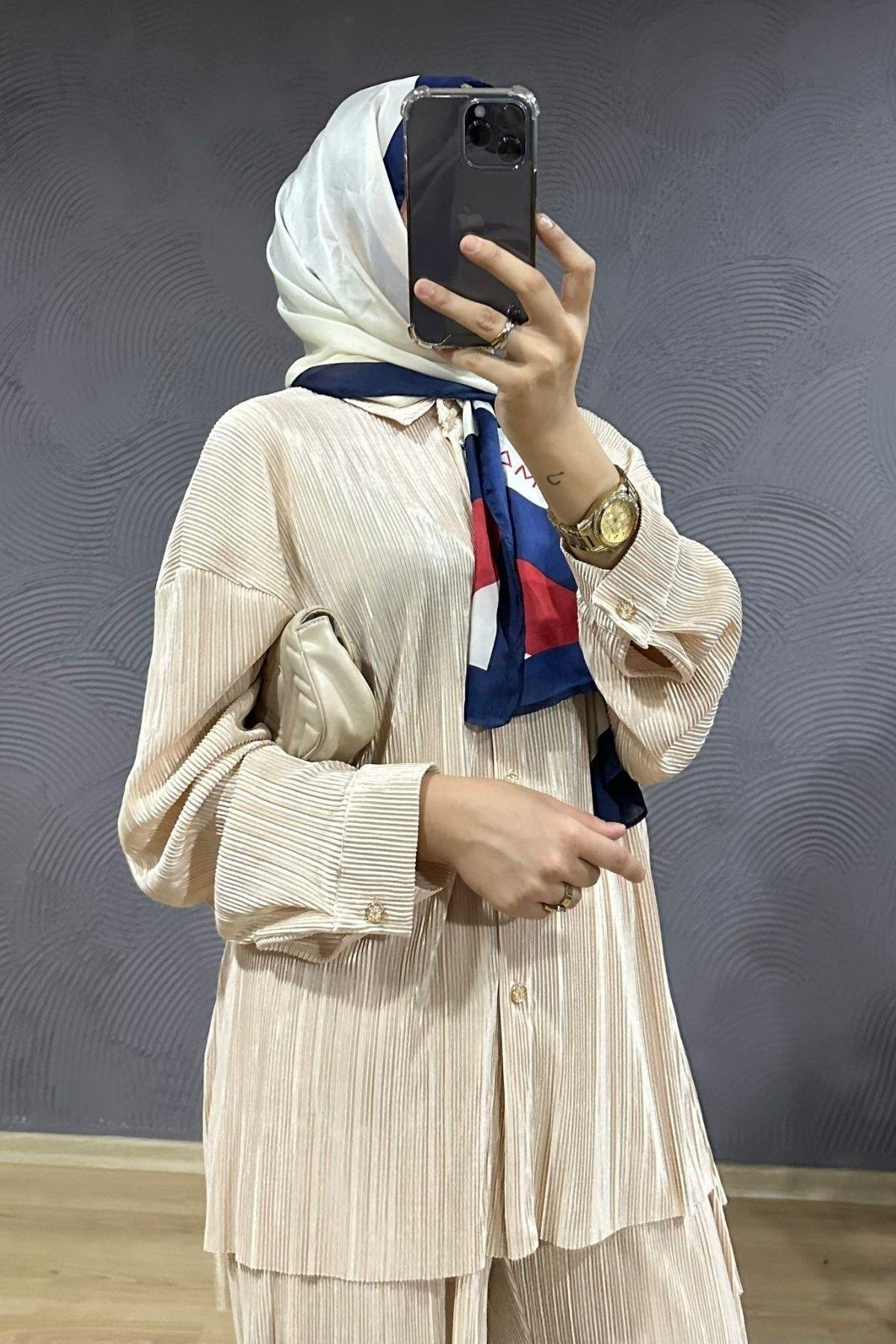 Piliseli Takım Bej, Fiyatları Piliseli Takım Bej – Haza Moda | Tesettür Giyim