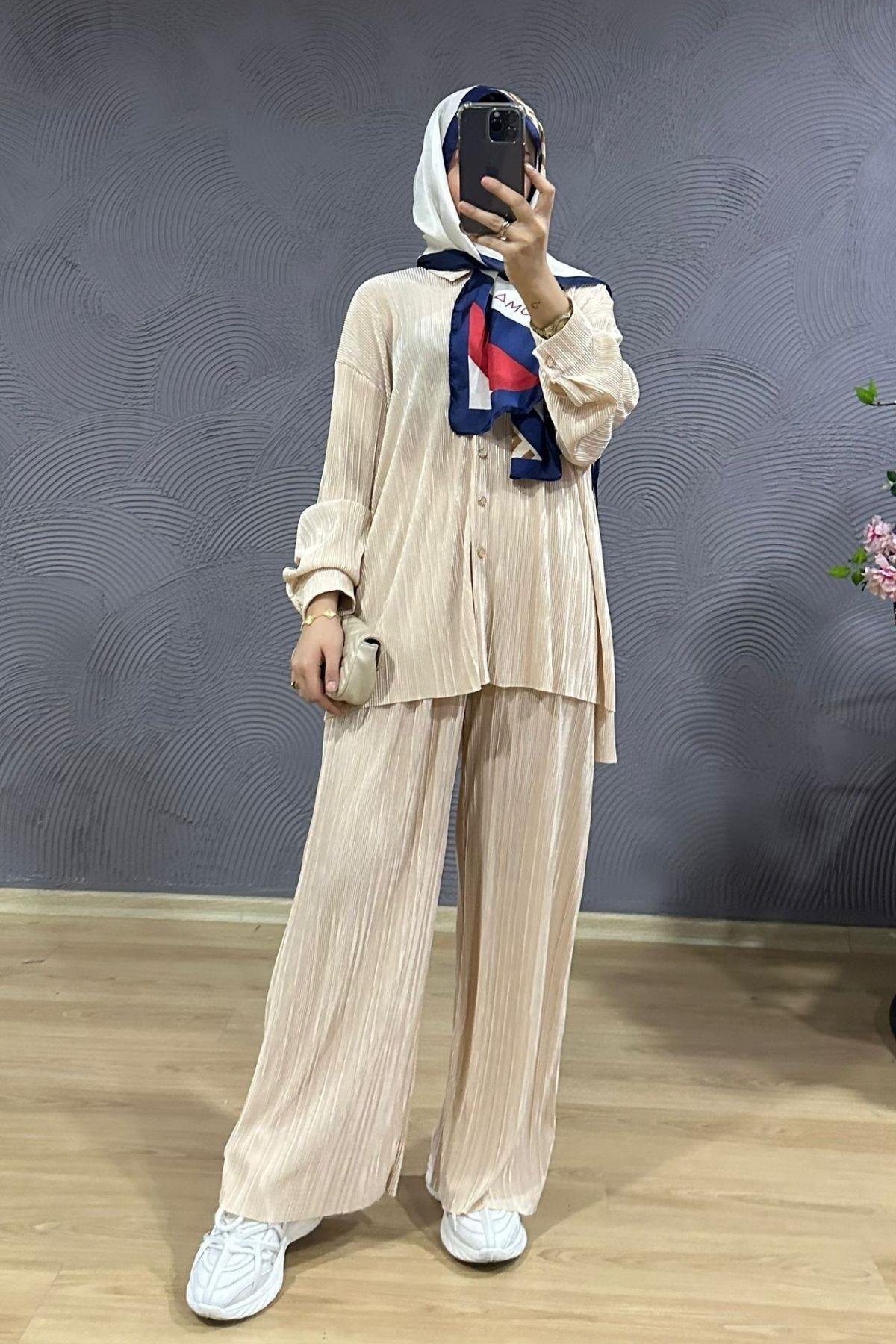 Piliseli Takım Bej, Fiyatları Piliseli Takım Bej – Haza Moda | Tesettür Giyim