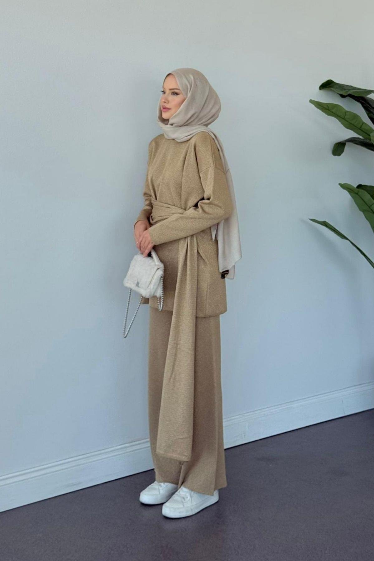 Quuen Şal Deytaylı Simli Takım Camel, Fiyatları Quuen Şal Deytaylı Simli Takım Camel- Haza Moda 