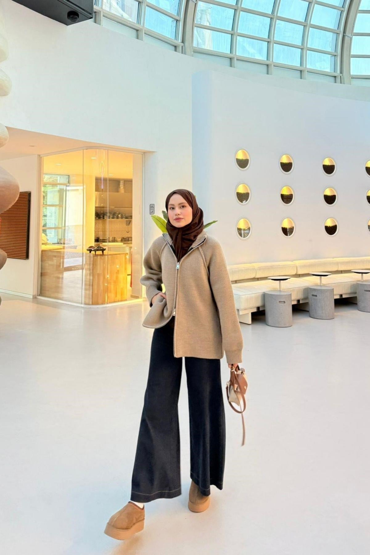 Roma Fermuarlı Hırka Vizon, Fiyatları Roma Fermuarlı Hırka Vizon | Haza Moda