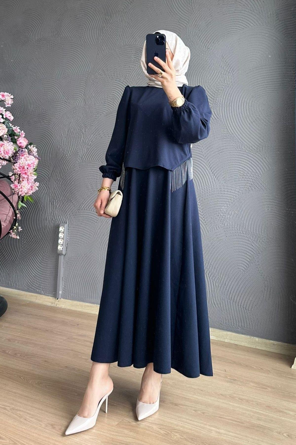 Roza Etekli Takım Lacivert, Fiyatları Roza Etekli Takım Lacivert – Haza Moda | Tesettür Giyim