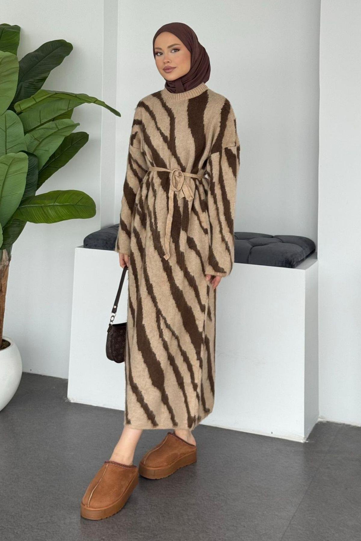 Safari Zebra Desen Elbise Camel, Fiyatları 