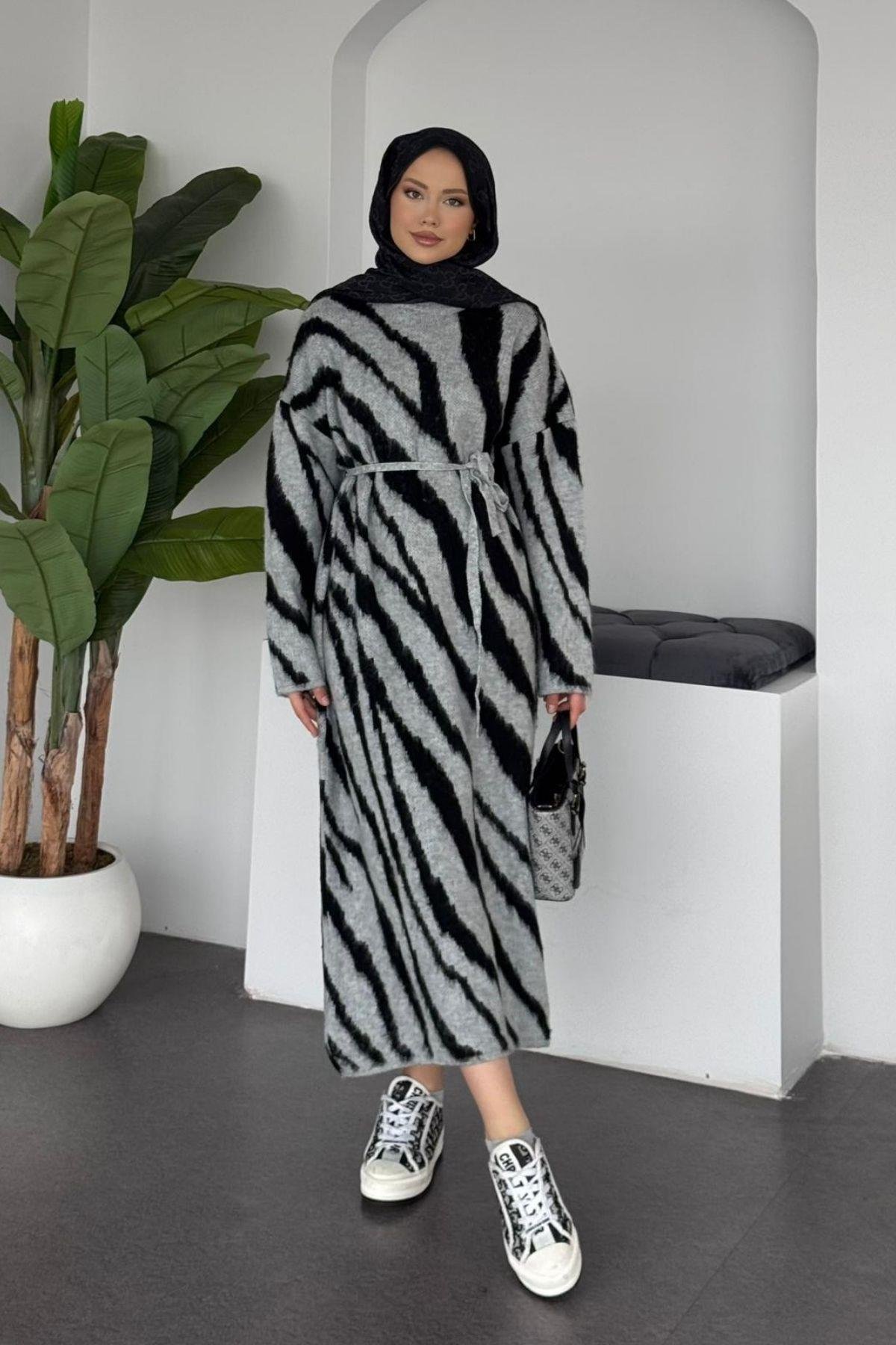 Safari Zebra Desen Elbise Gri, Fiyatları 