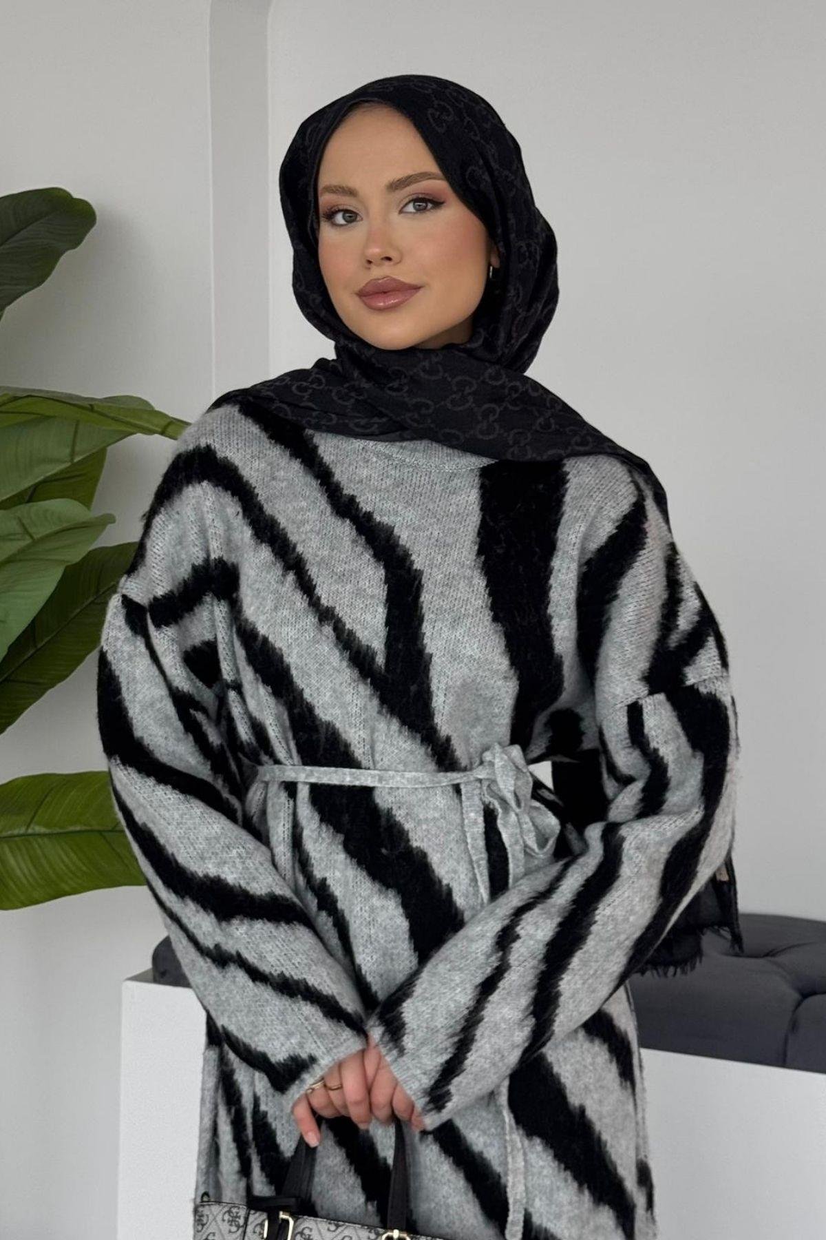 Safari Zebra Desen Elbise Gri, Fiyatları 