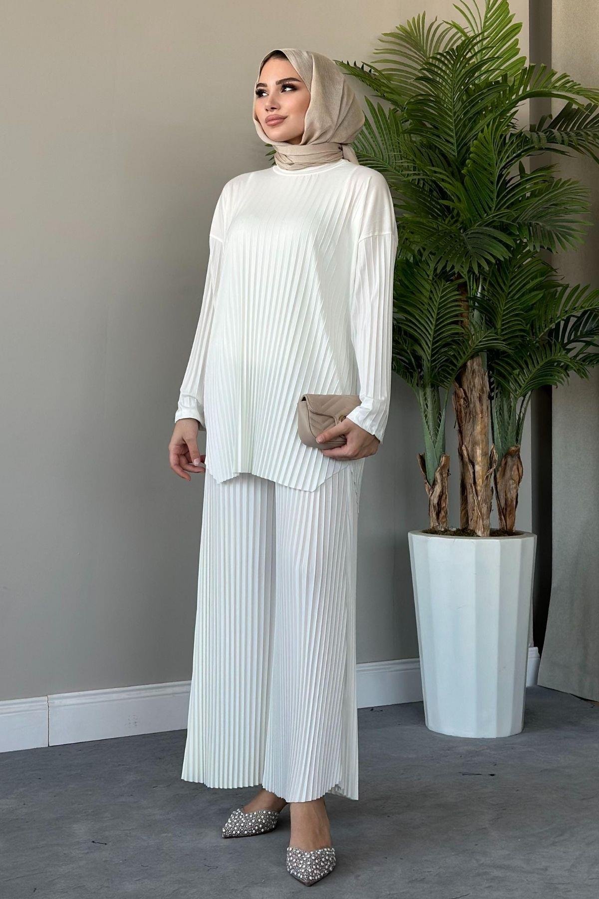 Sandy Takım Pilisoley Beyaz, Fiyatları Sandy Takım Pilisoley Beyaz – Haza Moda | Tesettür Giyim