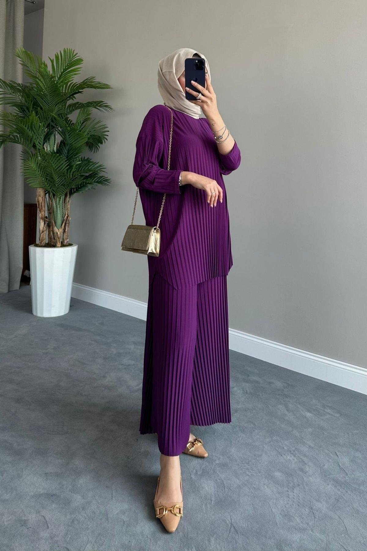 Sandy Takım Pilisoley Mürdüm, Fiyatları Sandy Takım Pilisoley Mürdüm – Haza Moda | Tesettür Giyim