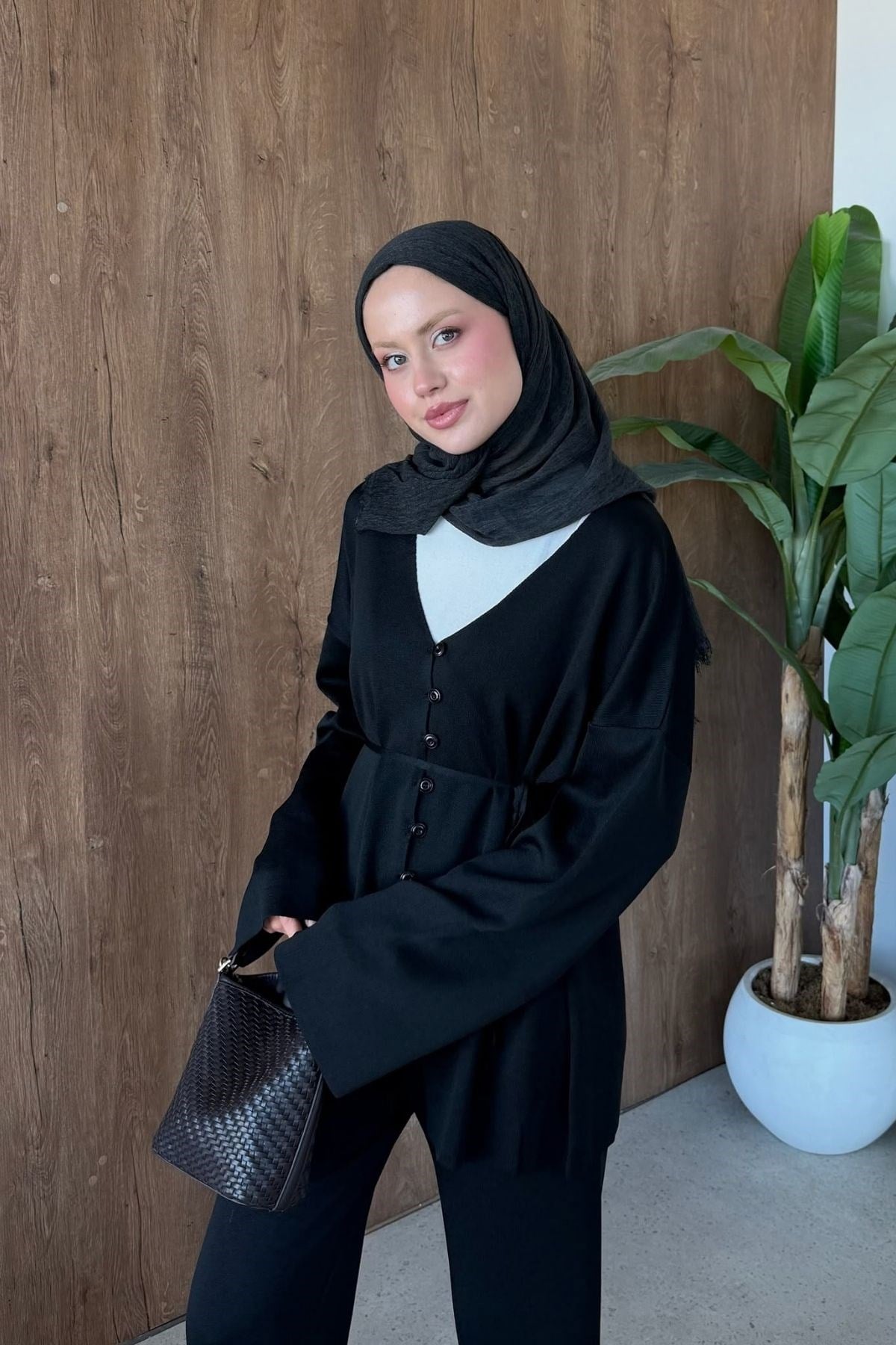 Selin Küçük Düğmeli Takım Siyah, Fiyatları Selin Küçük Düğmeli Takım Siyah | Haza Moda