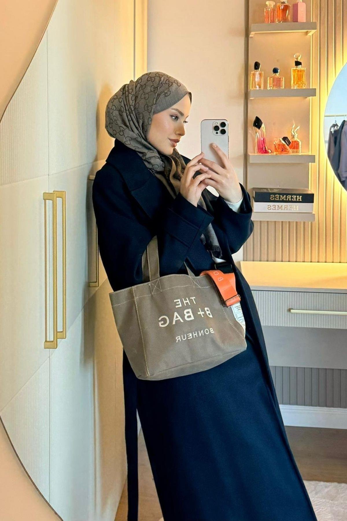 Skandal Muadil Kaban Lacivert, Fiyatları 