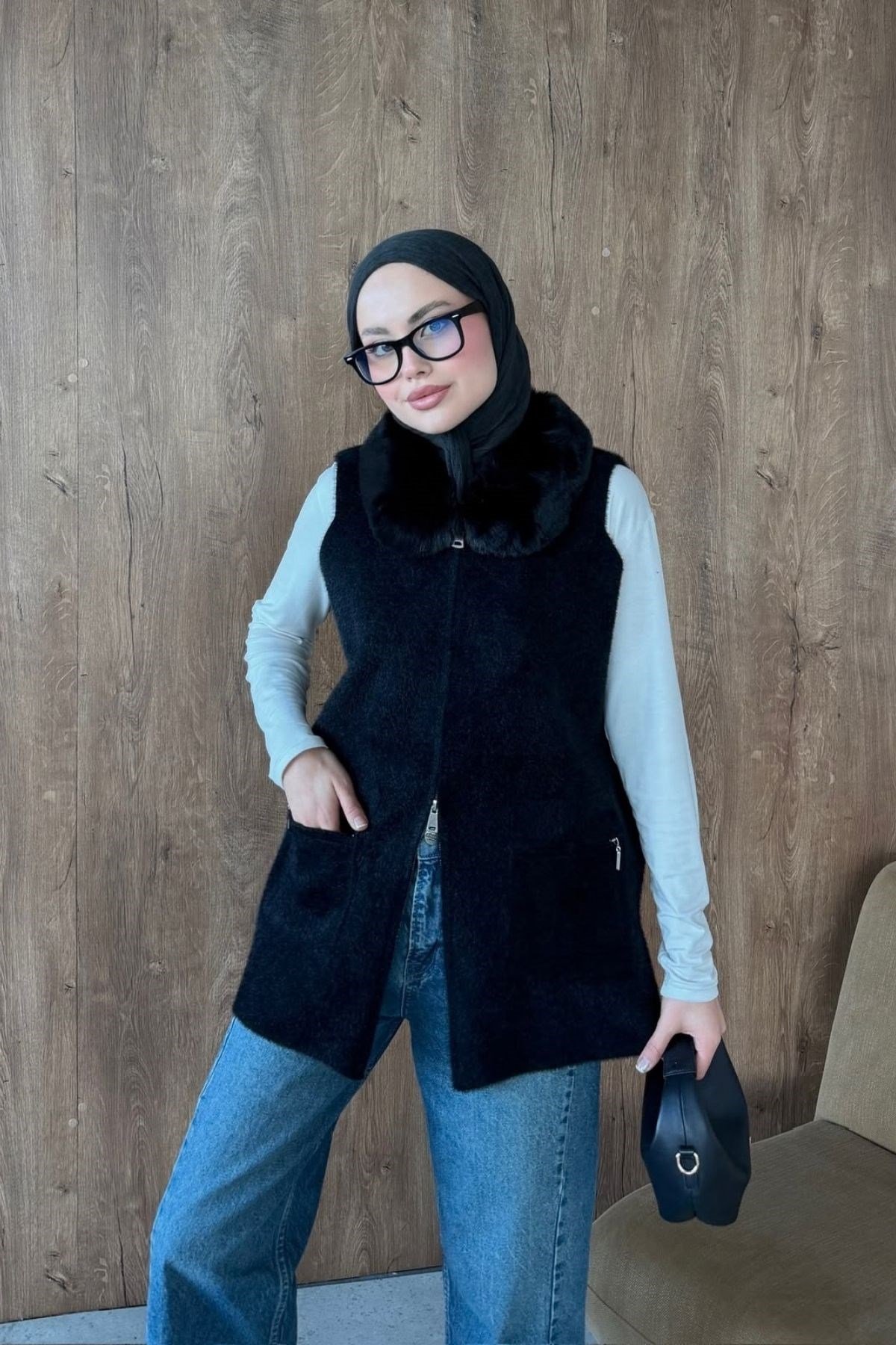Soft Yakası Kürklü Yelek Siyah, Fiyatları 