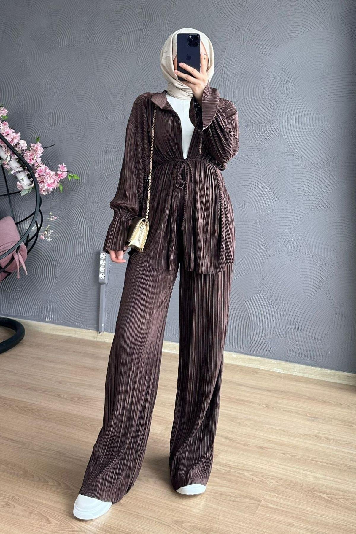 Soly Piliseli Takım Kahve, Fiyatları Soly Piliseli Takım Kahve – Haza Moda | Tesettür Giyim