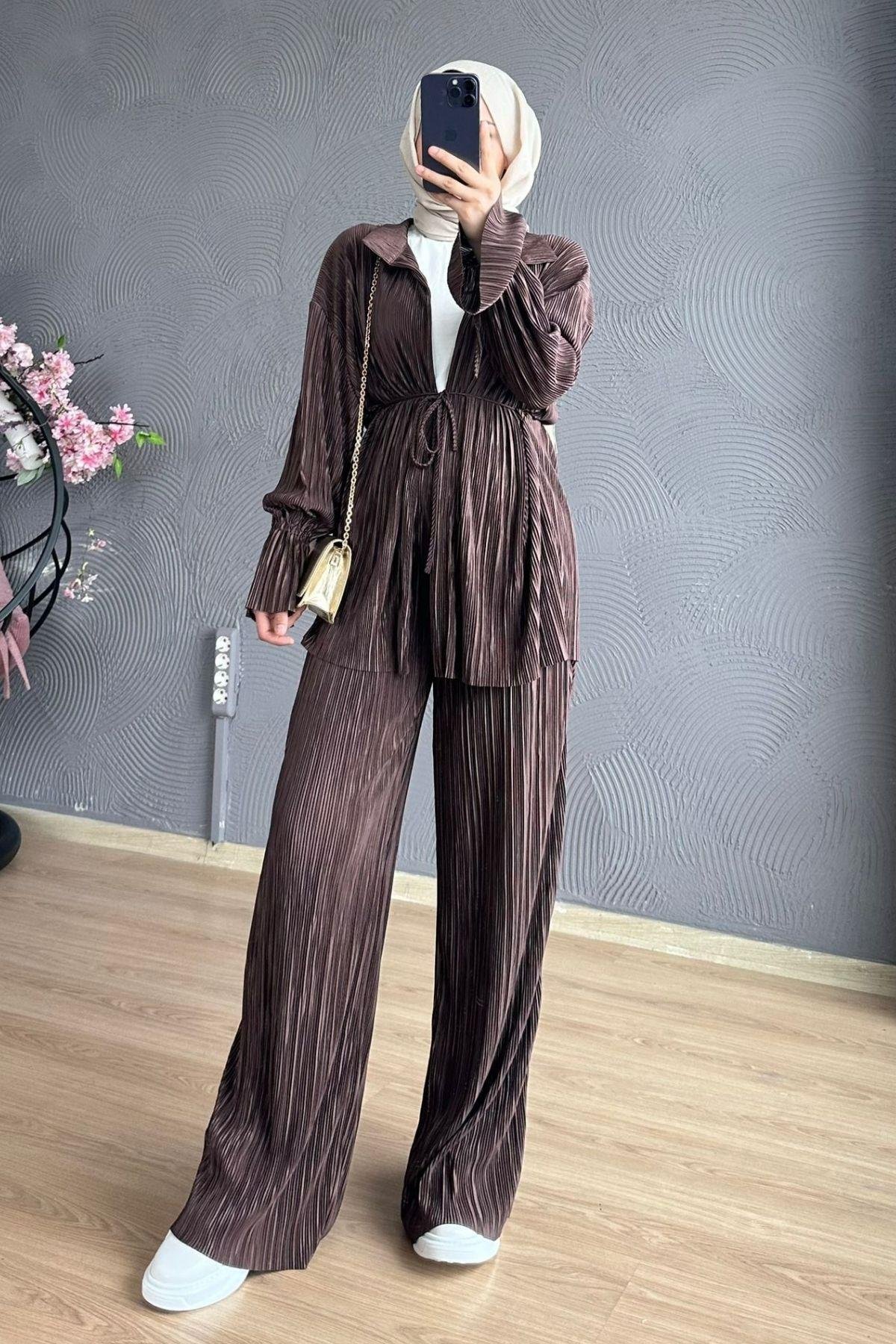 Soly Piliseli Takım Kahve, Fiyatları Soly Piliseli Takım Kahve – Haza Moda | Tesettür Giyim