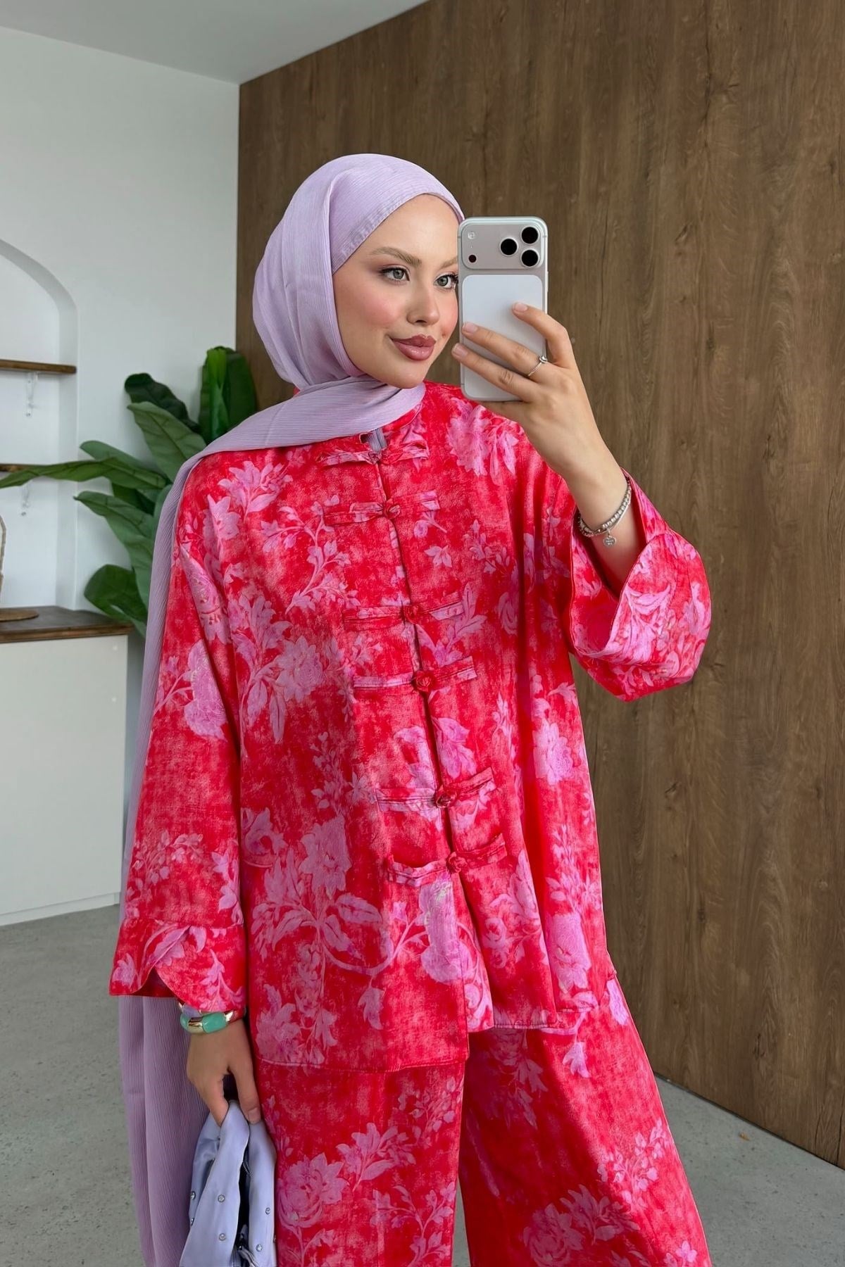 Sophia Saten Baskılı Mandarin Takım Kırmızı, Fiyatları 