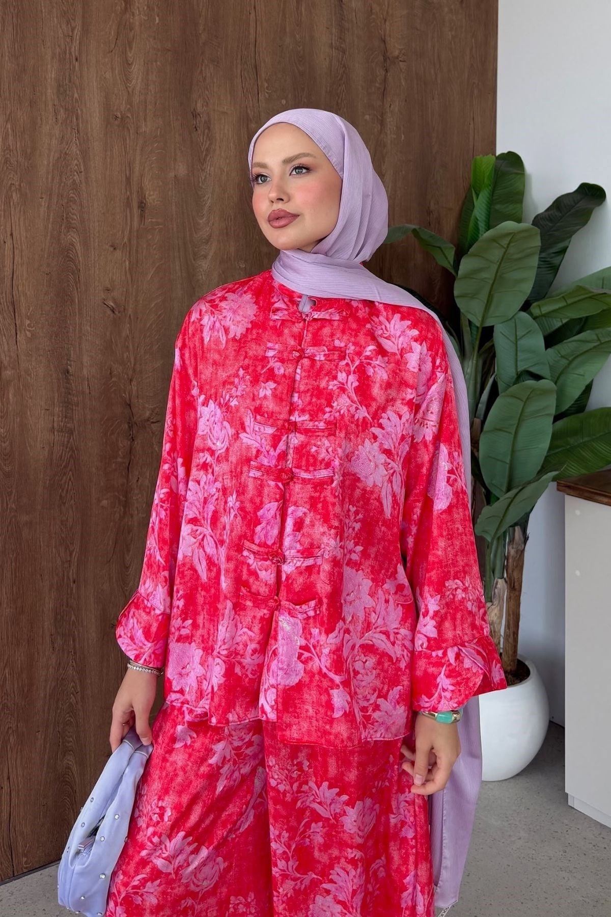 Sophia Saten Baskılı Mandarin Takım Kırmızı, Fiyatları 