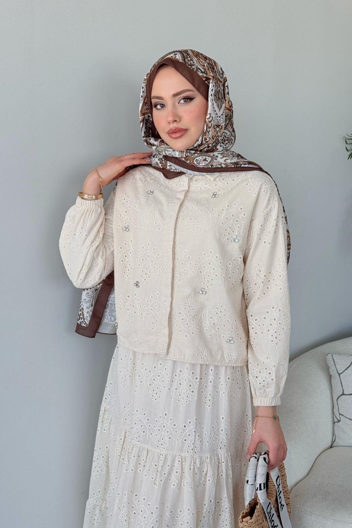 Taş Detaylı Güpür Etekli Takım Ekru, Fiyatları 