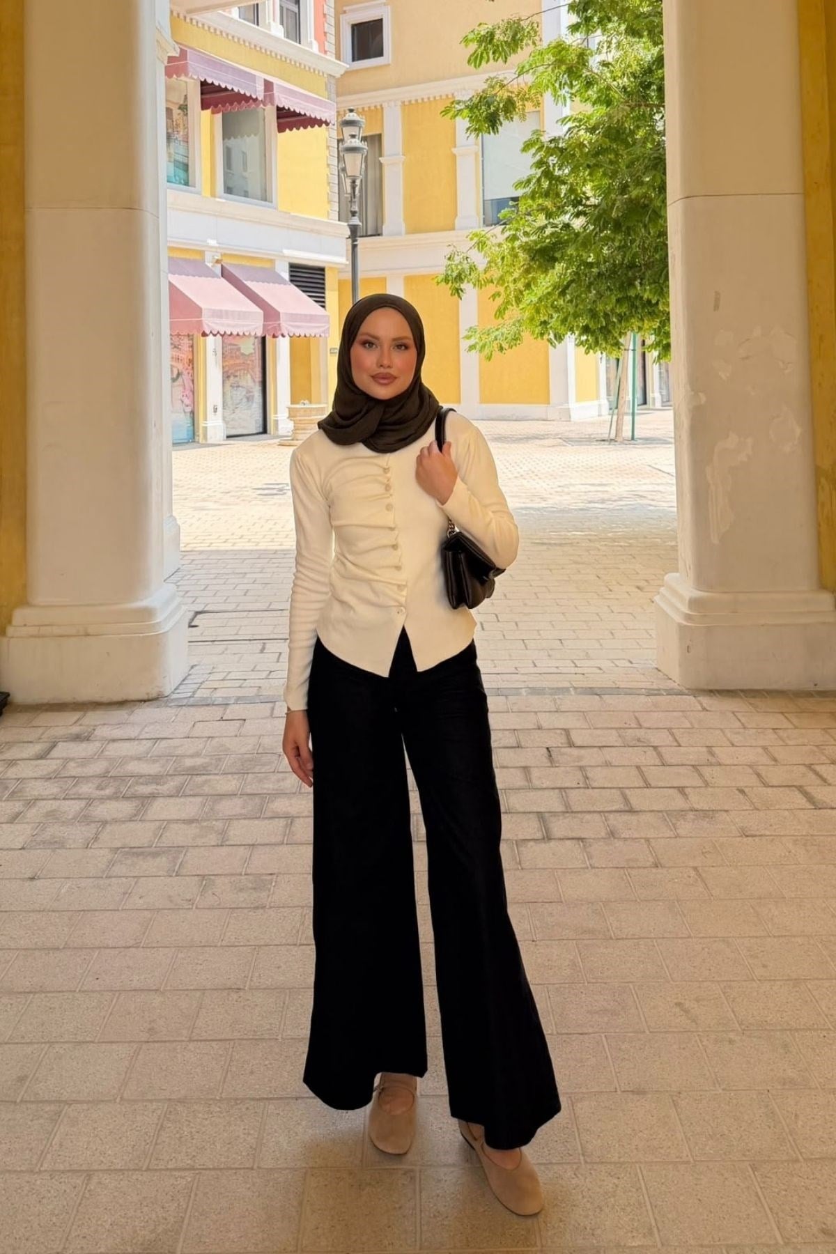 Turkuaz Büzgülü Düğmeli Hırka Ekru, Fiyatları 