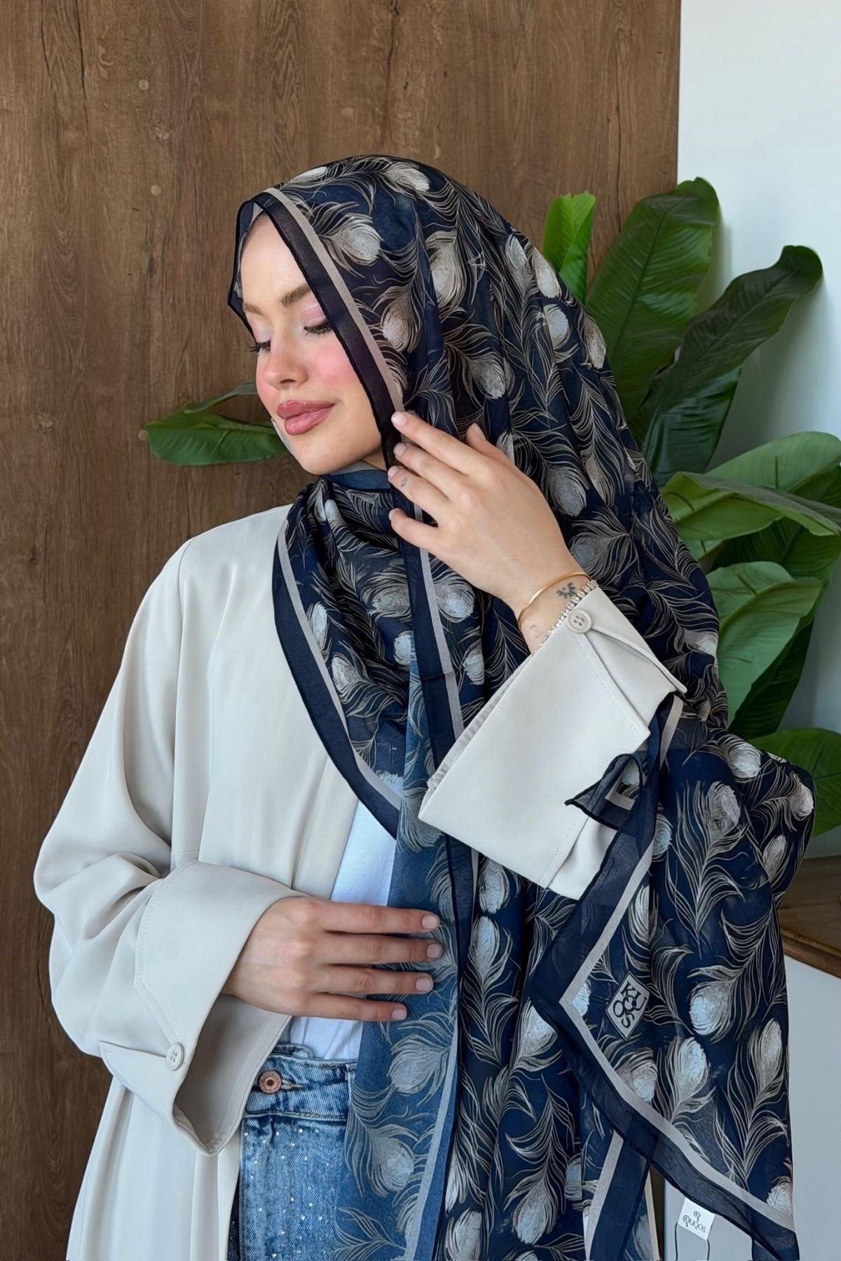 Tüy Desenli Şal Lacivert, Fiyatları Tüy Desenli Şal Lacivert | Haza Moda